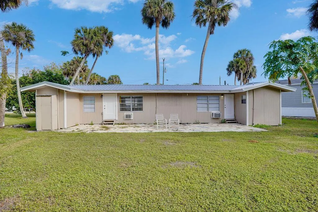 1063 Harper Lane