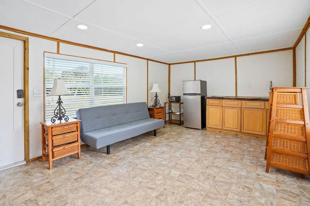 1063 Harper Lane