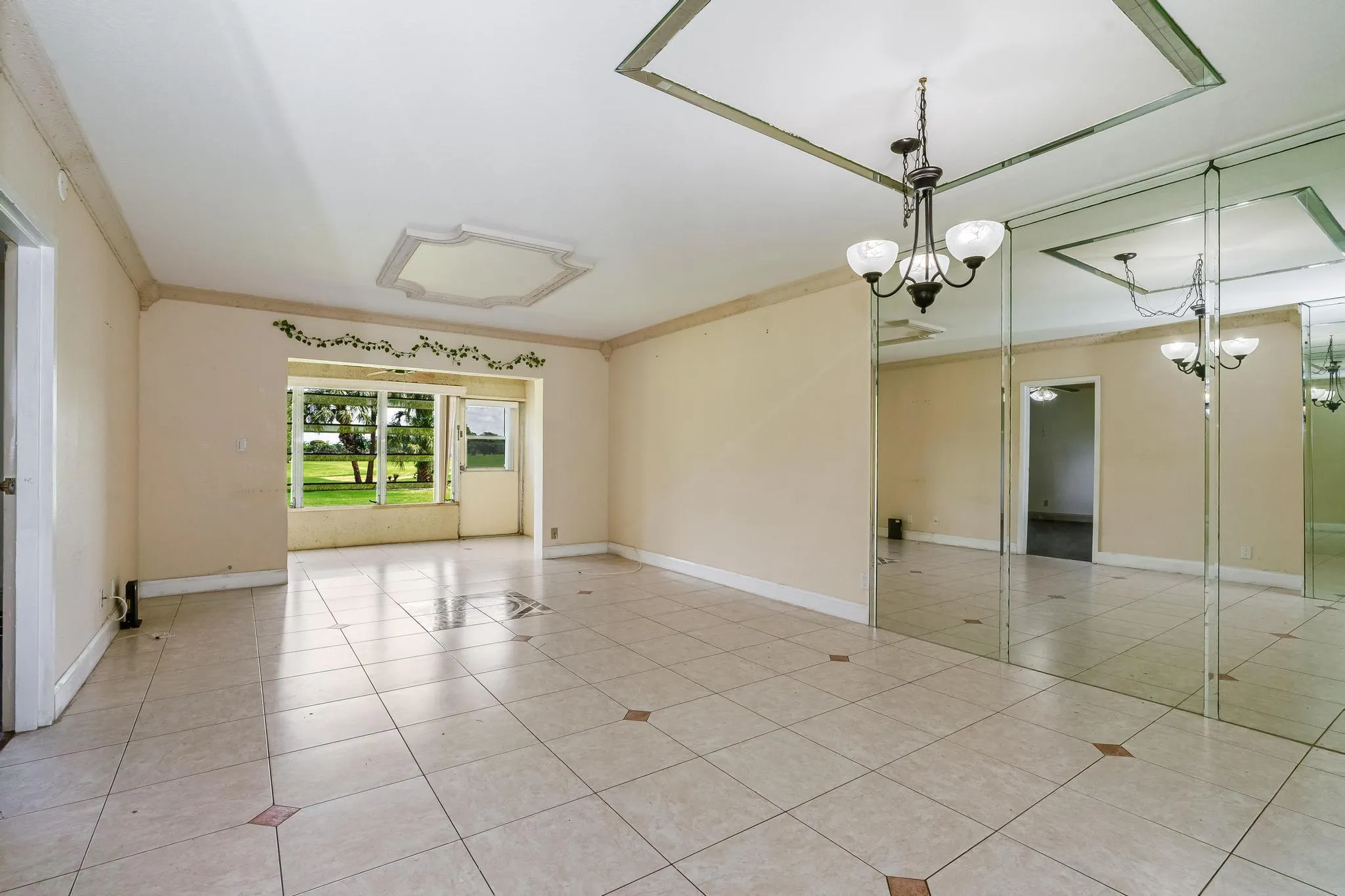 1010 Country Club Drive, #108