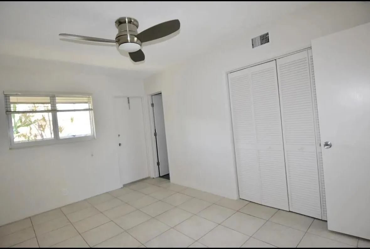 4105 NE 21st Avenue, #1-5