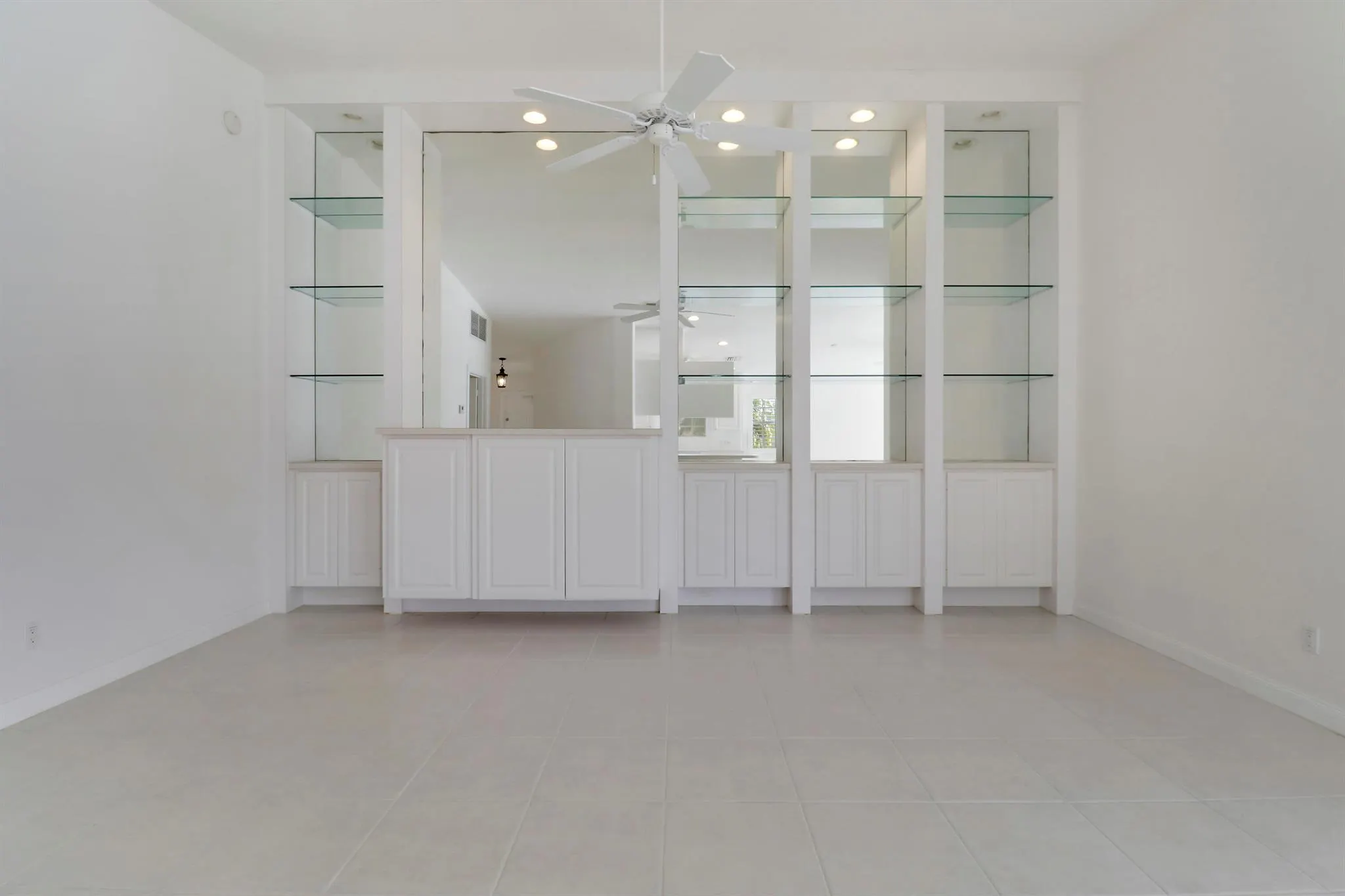 5047 Magnolia Bay Circle