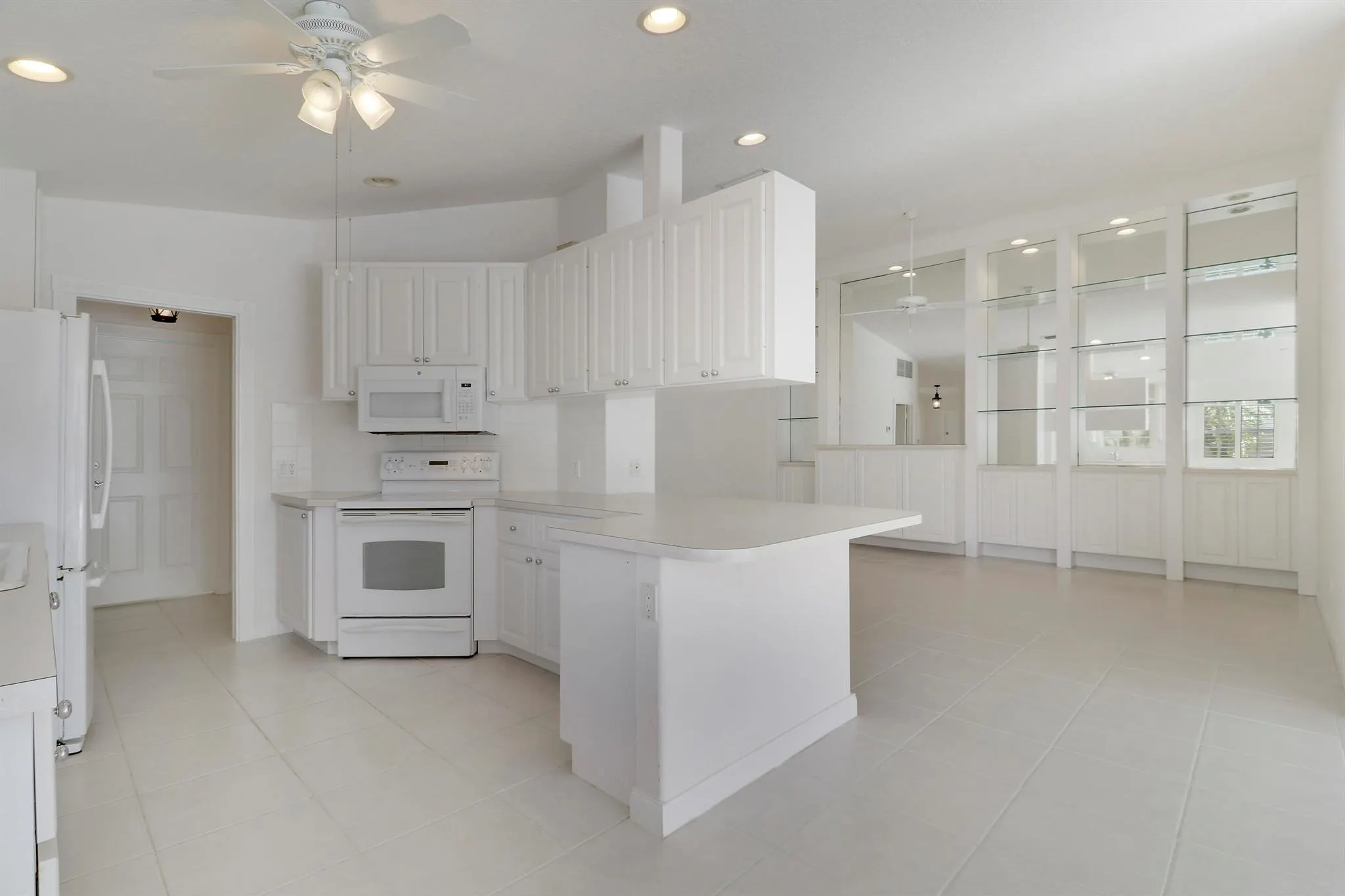 5047 Magnolia Bay Circle