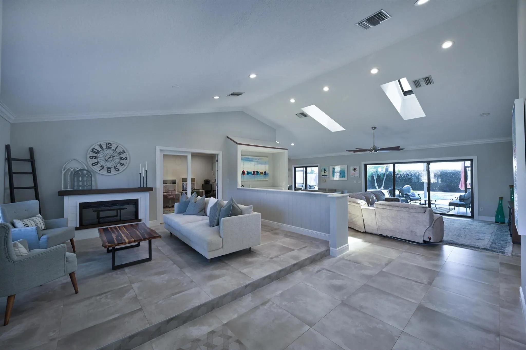 2543 Monaco Terrace