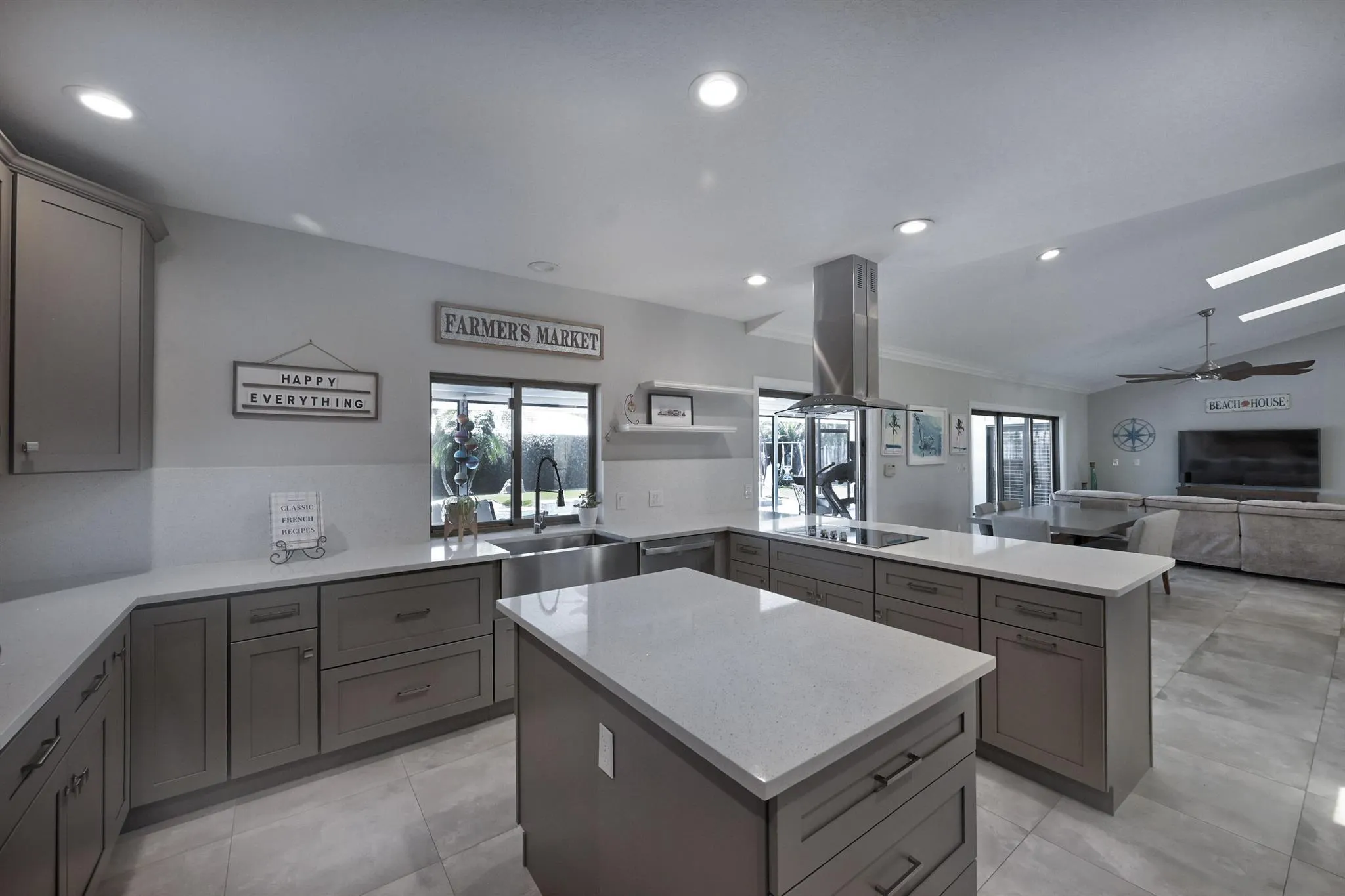 2543 Monaco Terrace
