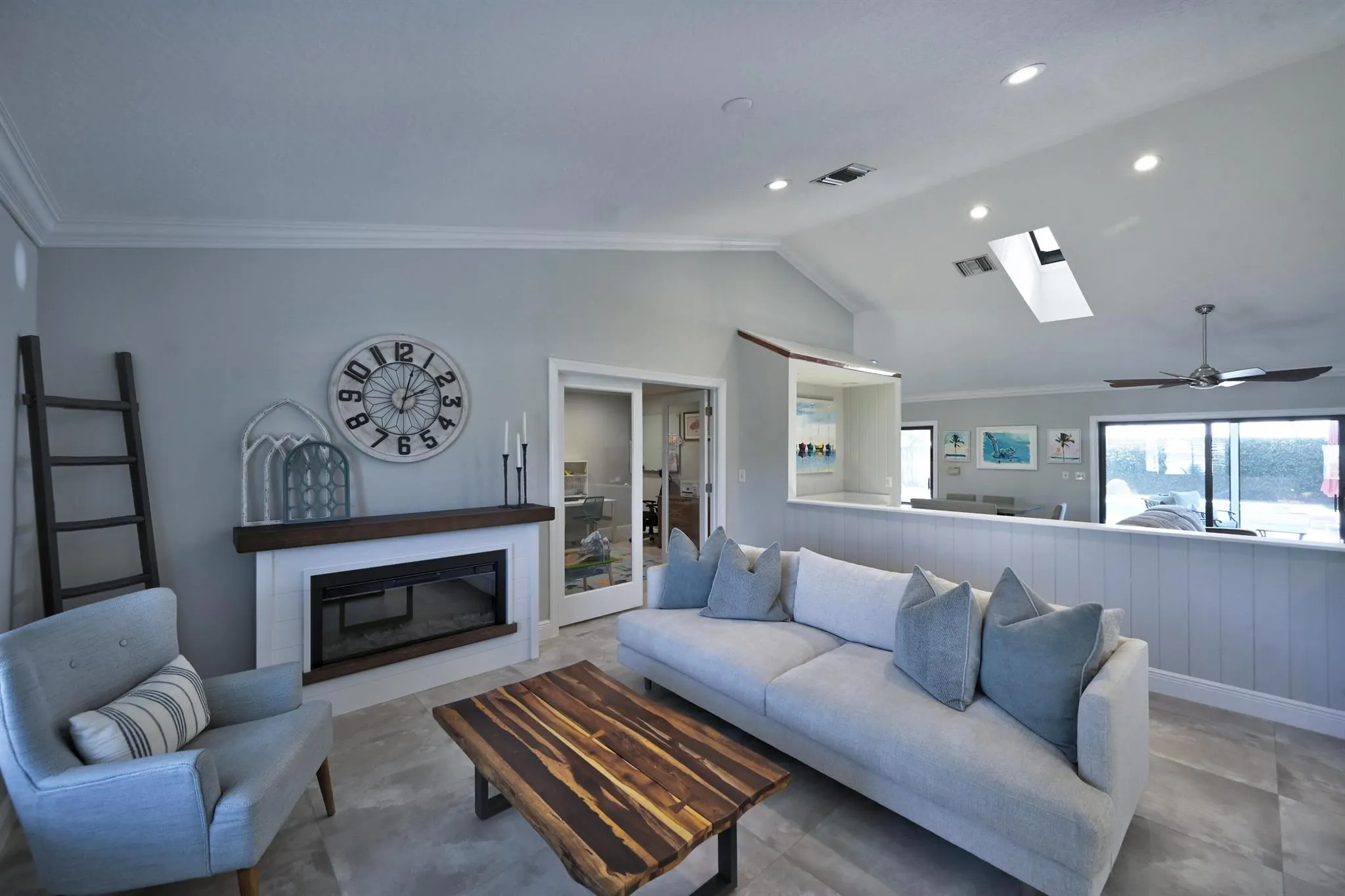 2543 Monaco Terrace