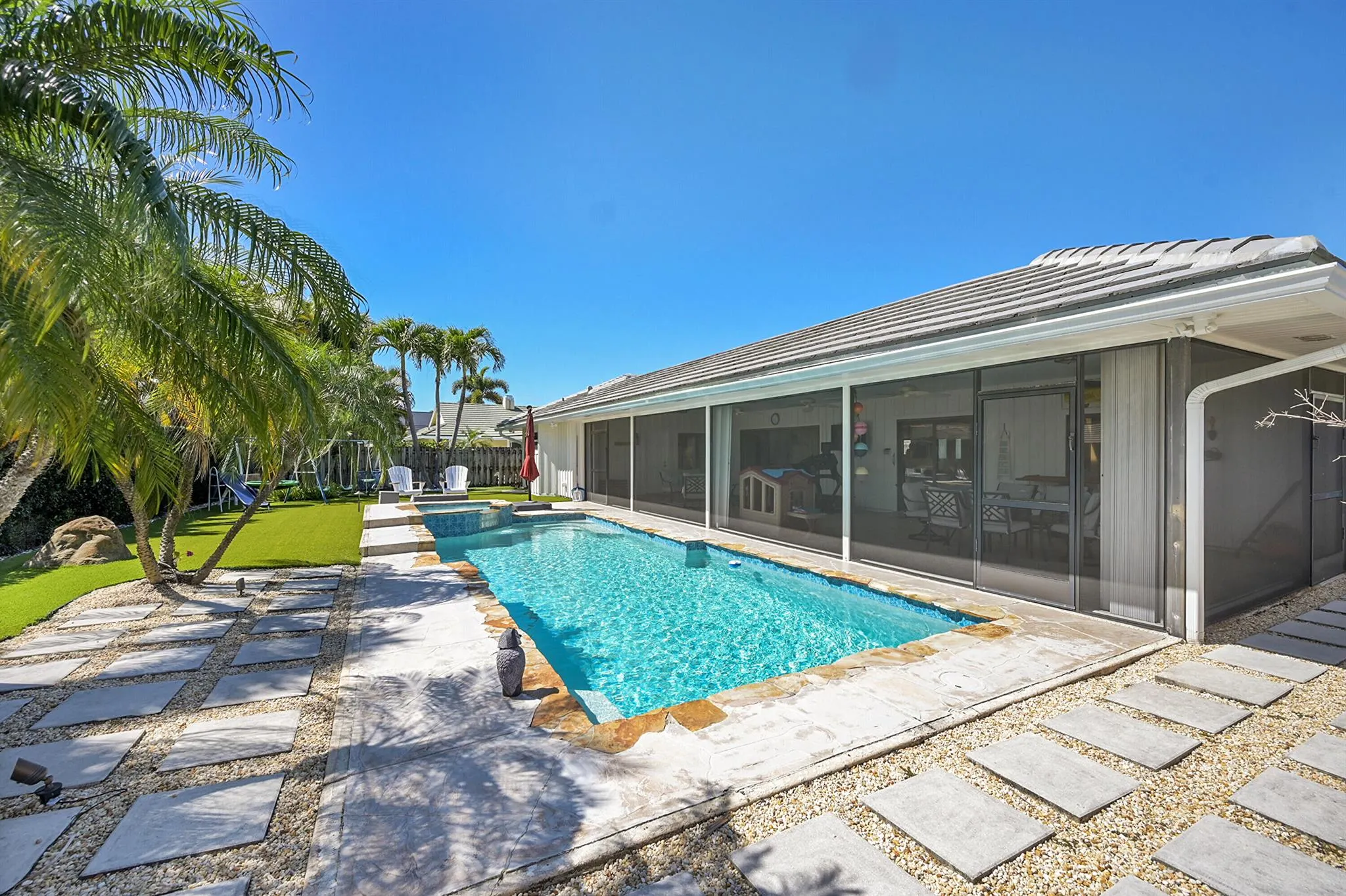 2543 Monaco Terrace