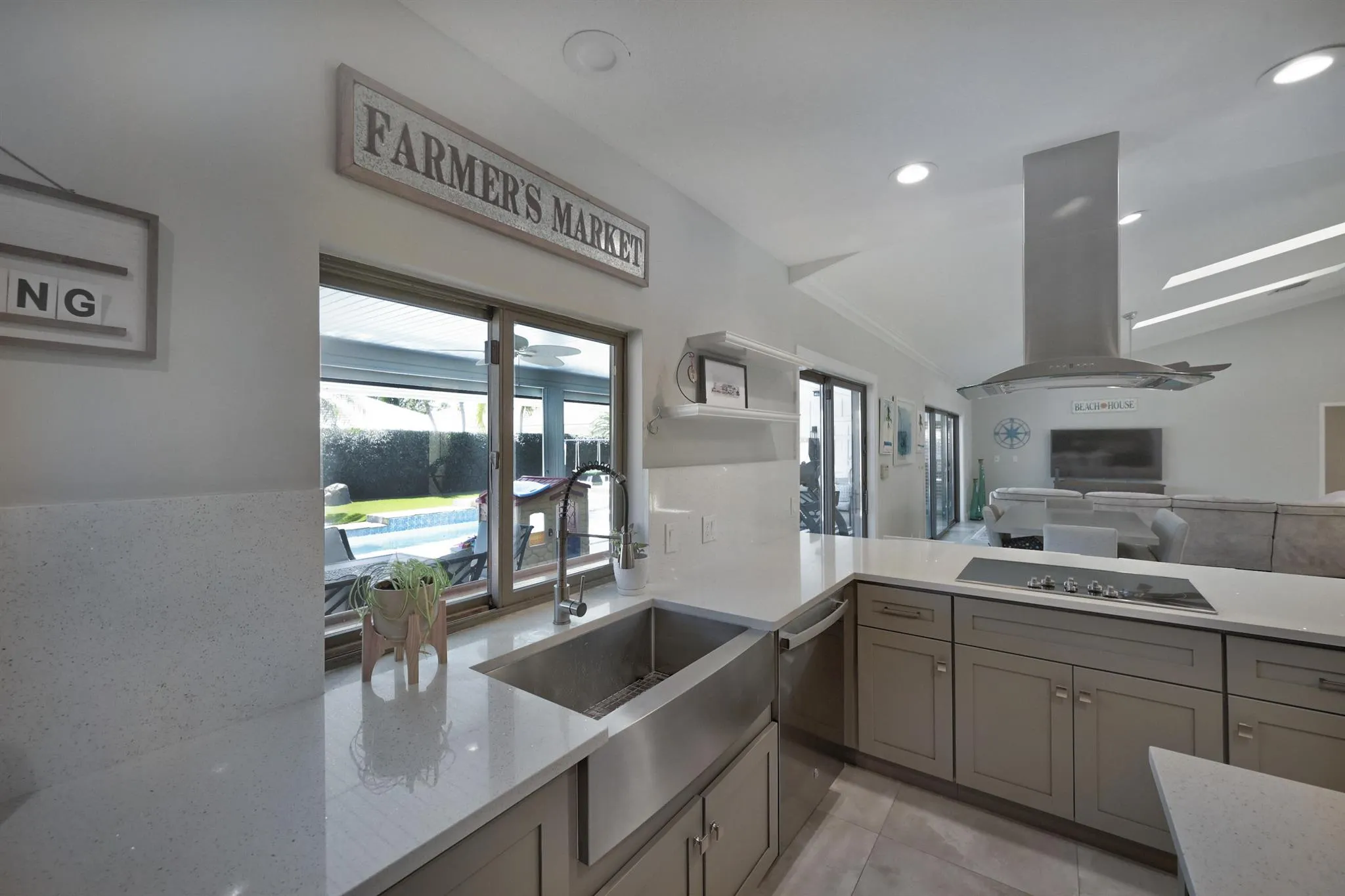 2543 Monaco Terrace