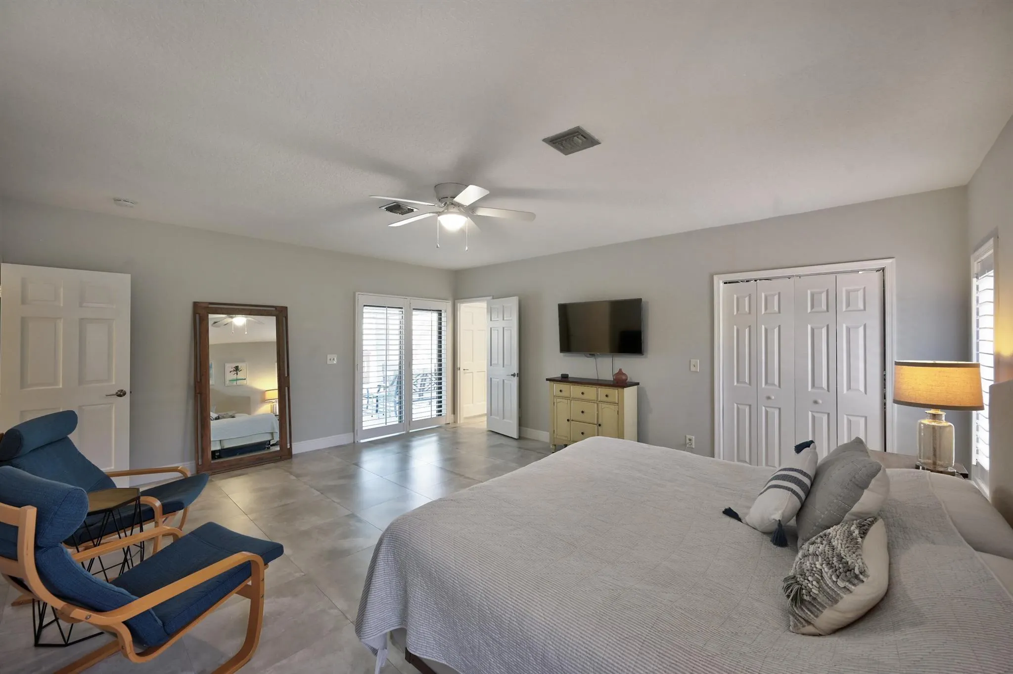 2543 Monaco Terrace