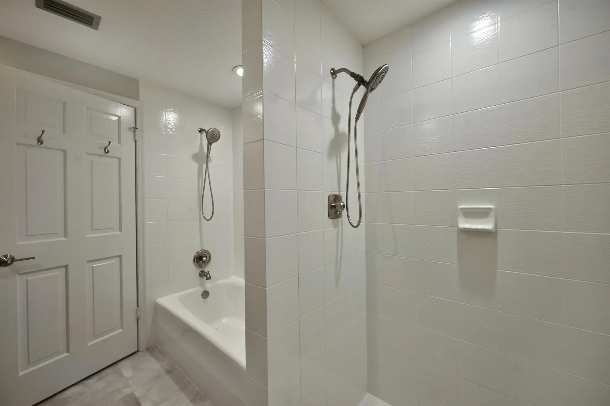 2543 Monaco Terrace