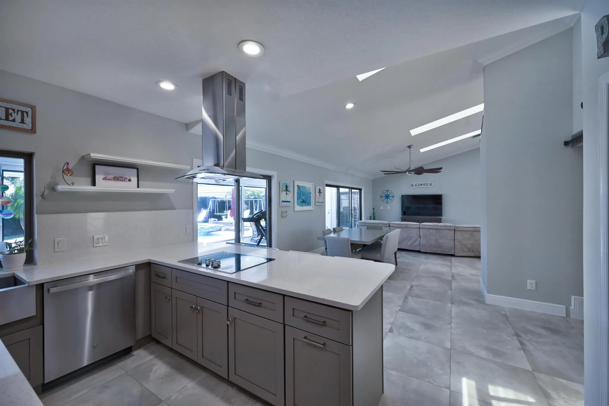 2543 Monaco Terrace