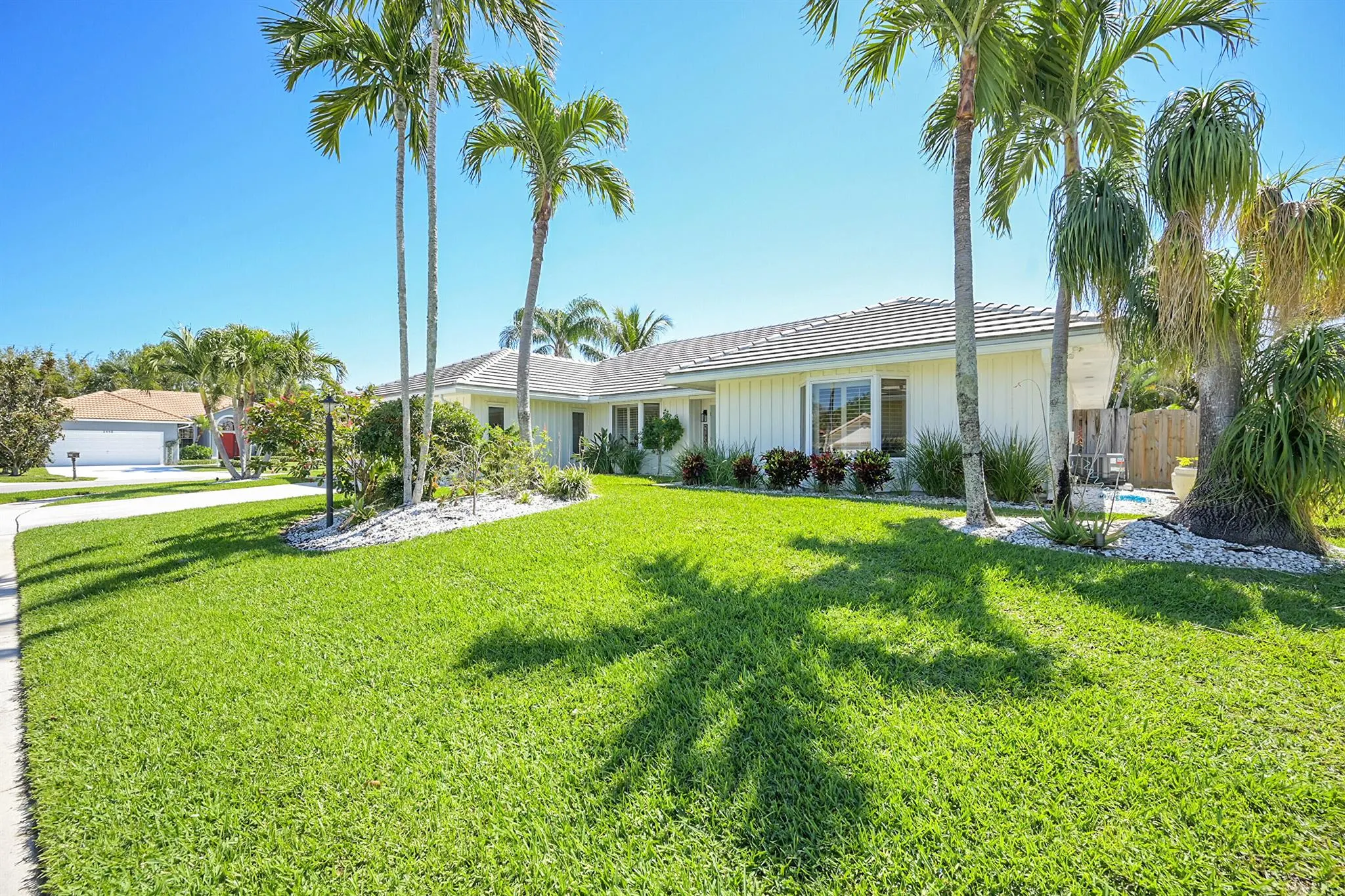 2543 Monaco Terrace