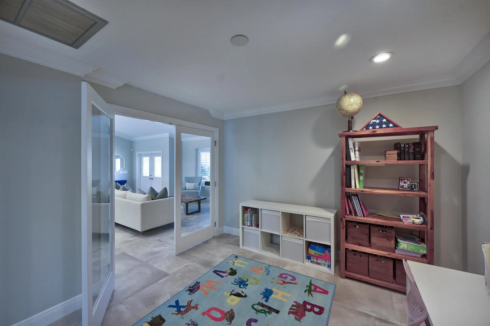 2543 Monaco Terrace