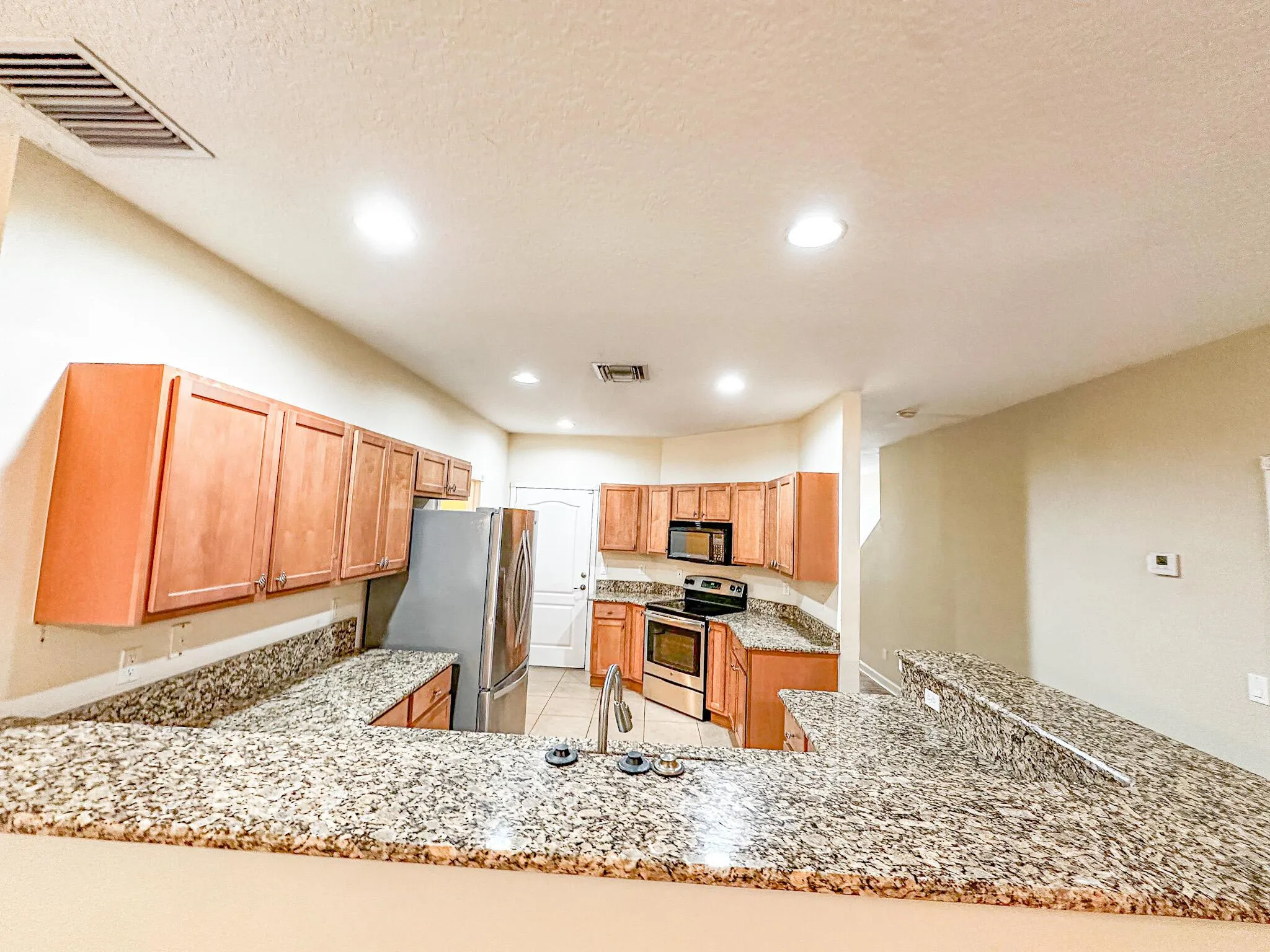 2524 Creekside Drive