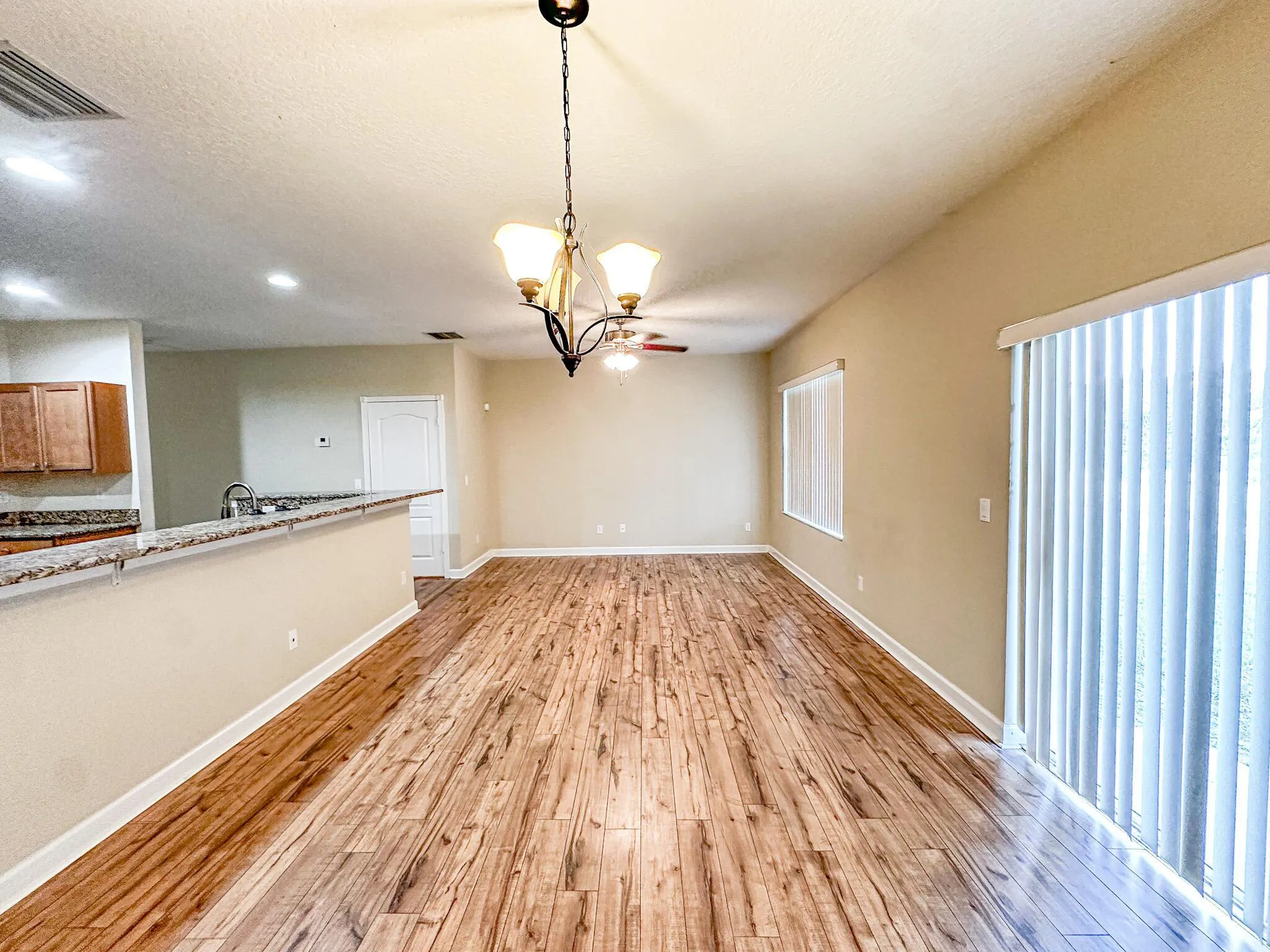 2524 Creekside Drive