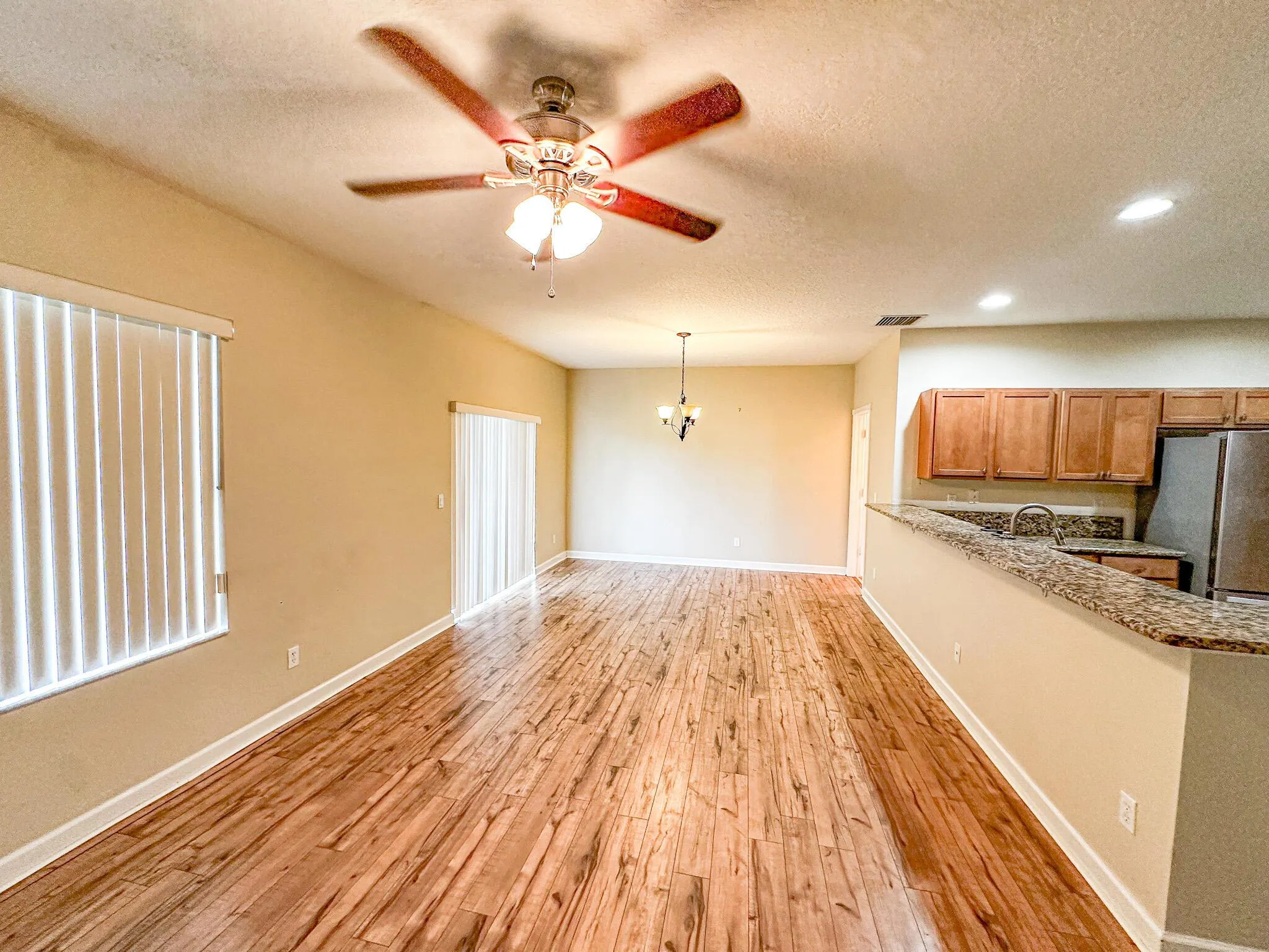 2524 Creekside Drive