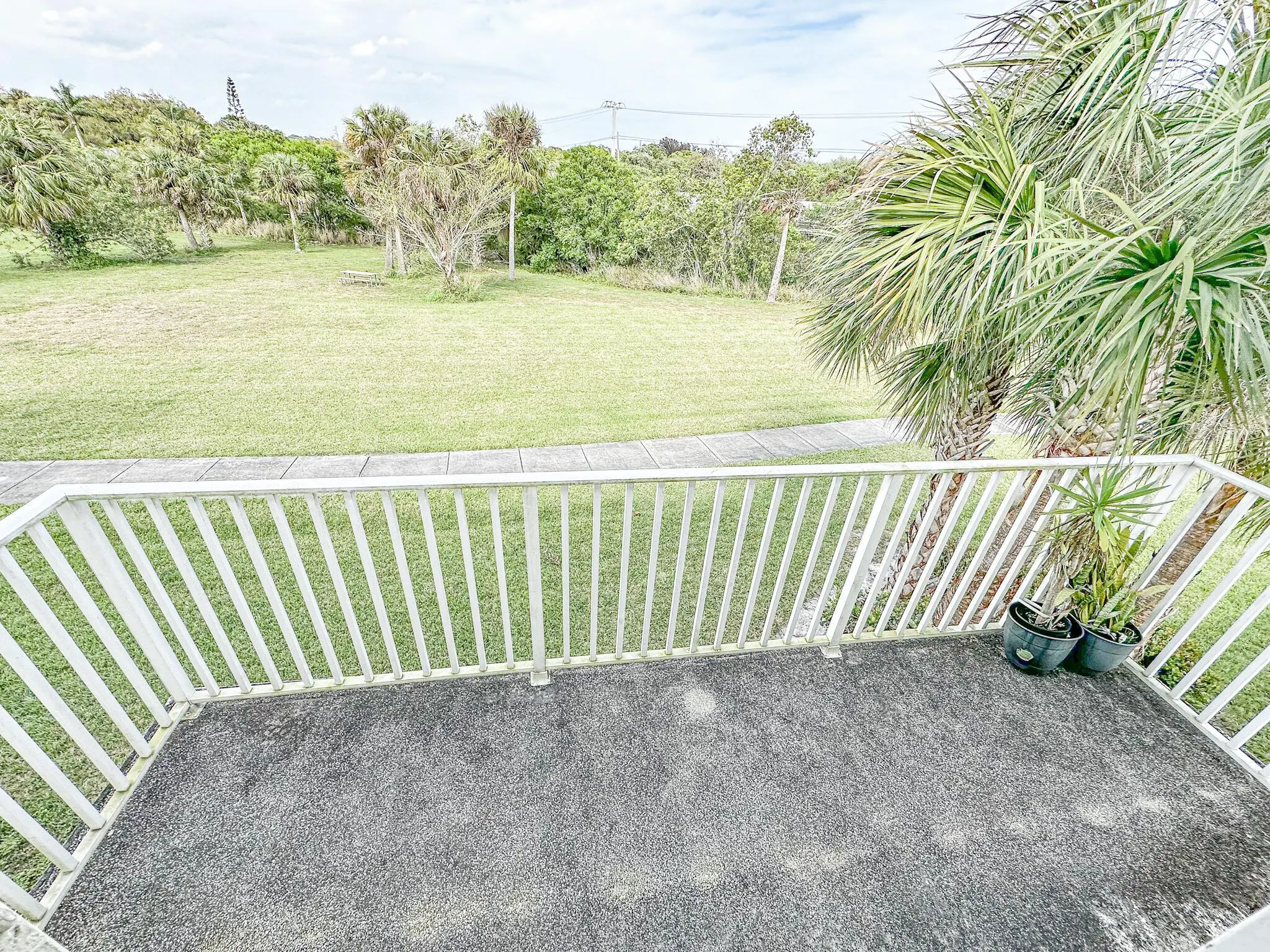 2524 Creekside Drive