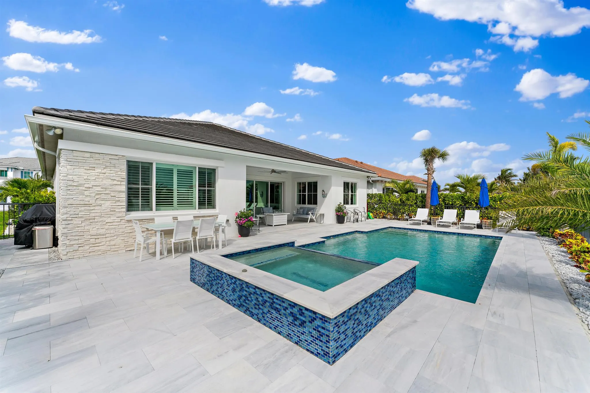 12265 Waterstone Circle