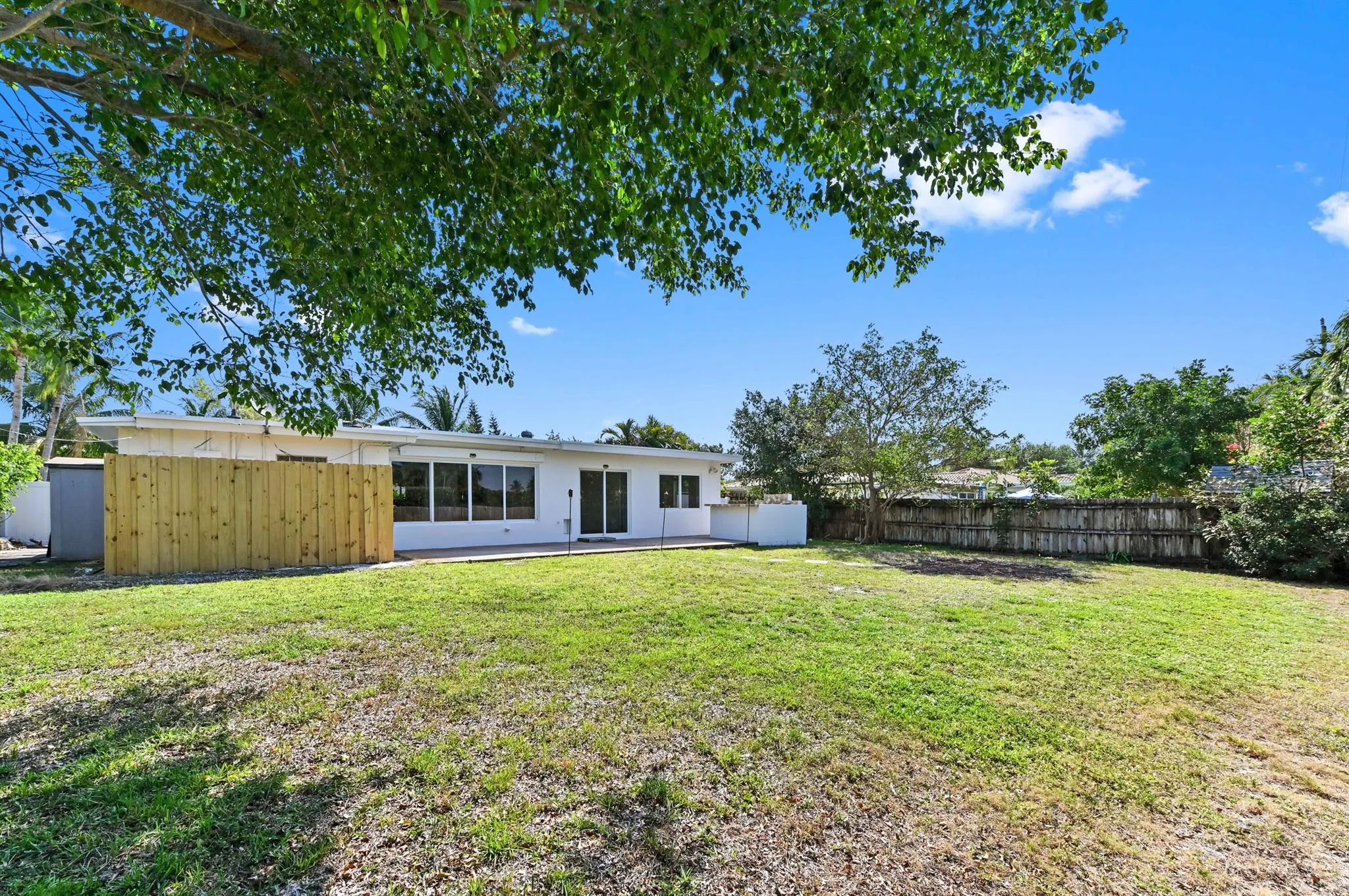 445 NW 5th Avenue