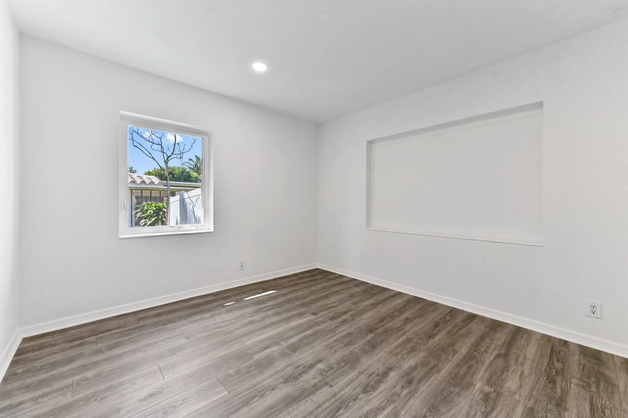 445 NW 5th Avenue