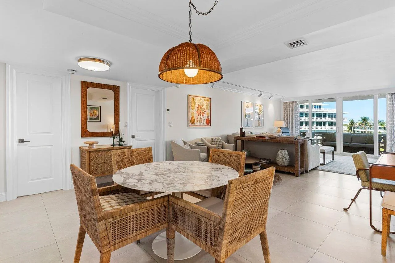 100 Sunrise Avenue, #504