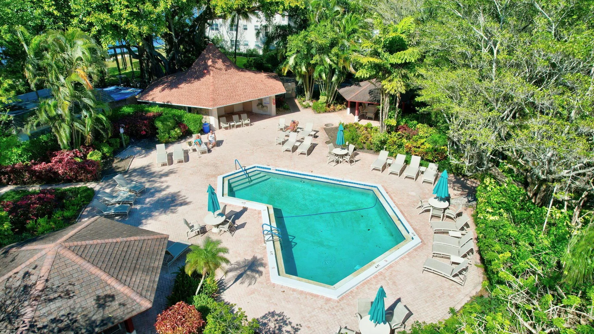2751 N Palm Aire Drive, #502
