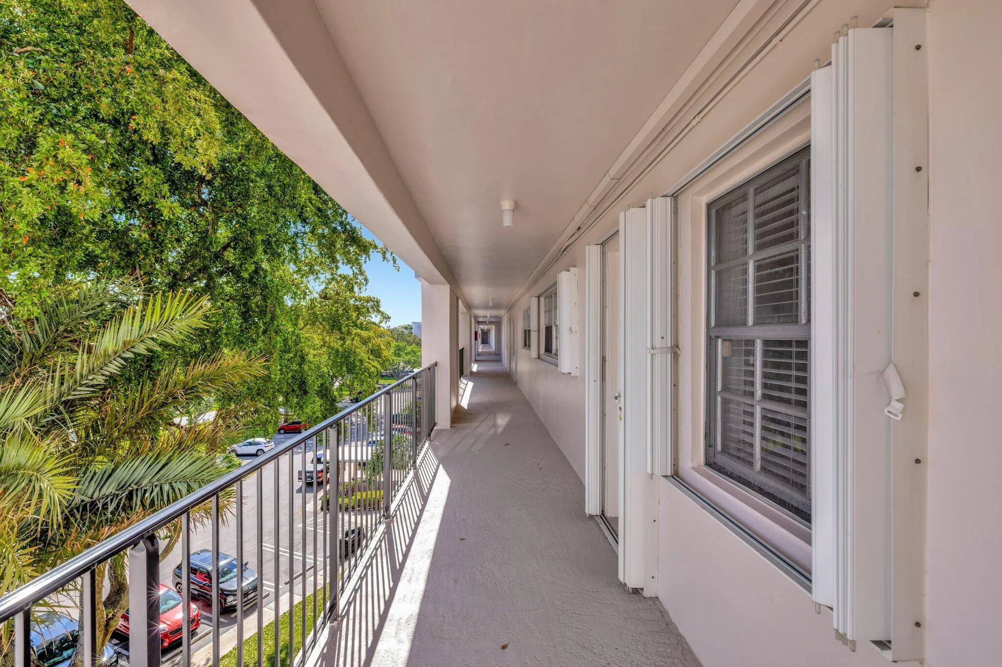 2751 N Palm Aire Drive, #502