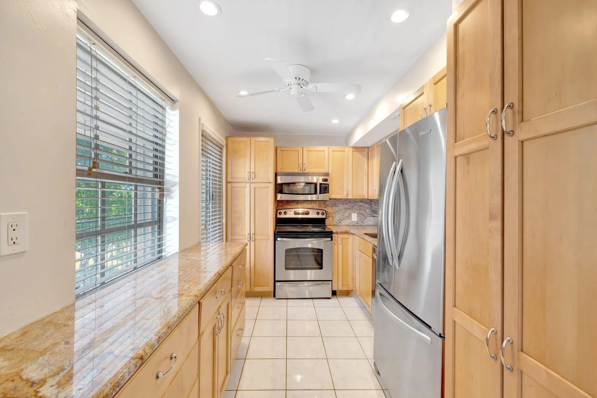 2751 N Palm Aire Drive, #502