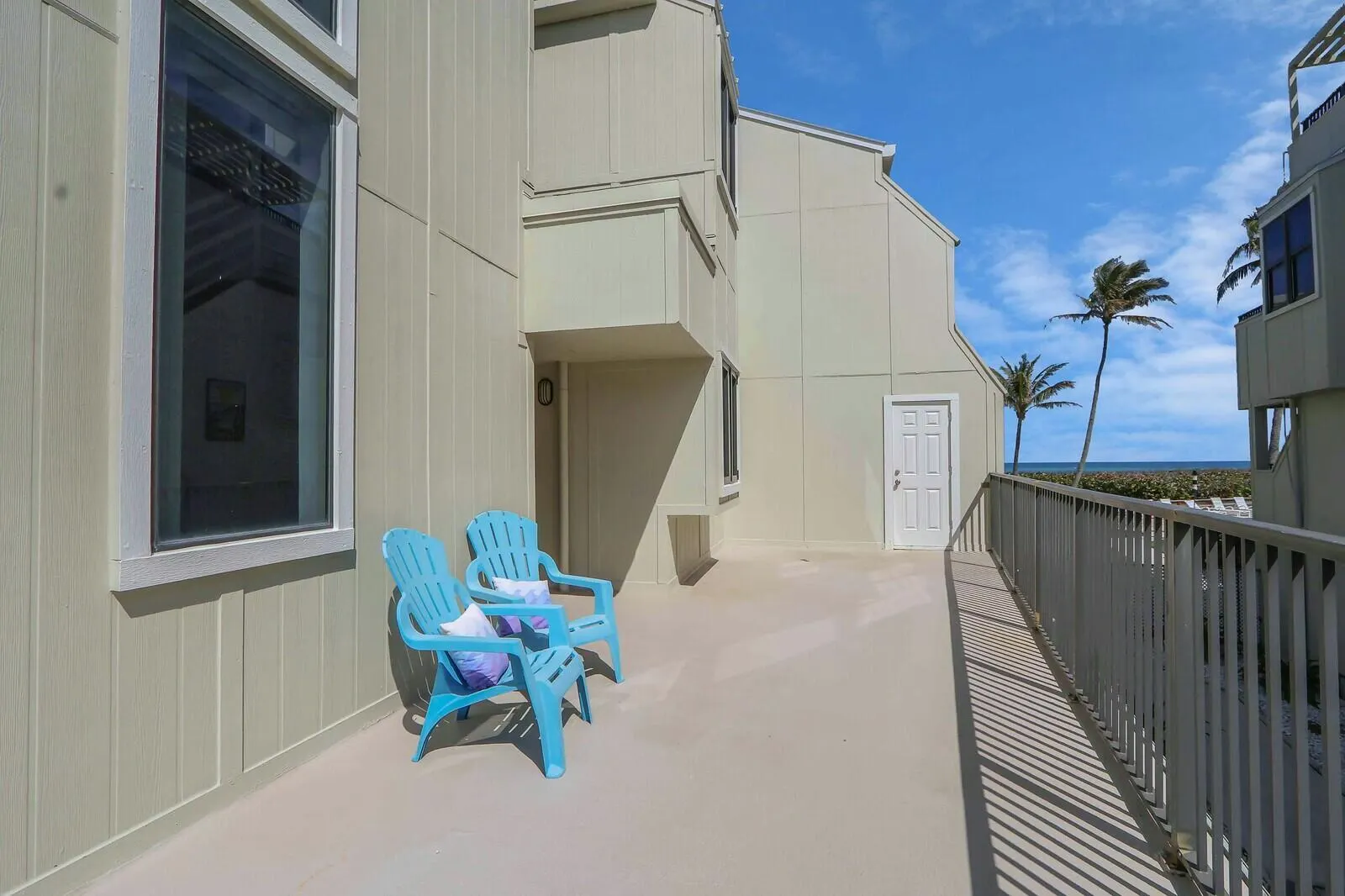 2051 NE Ocean Boulevard, #22