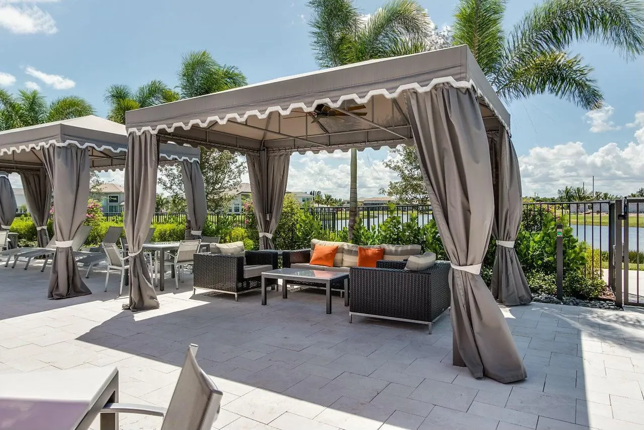 9042 Moriset Court