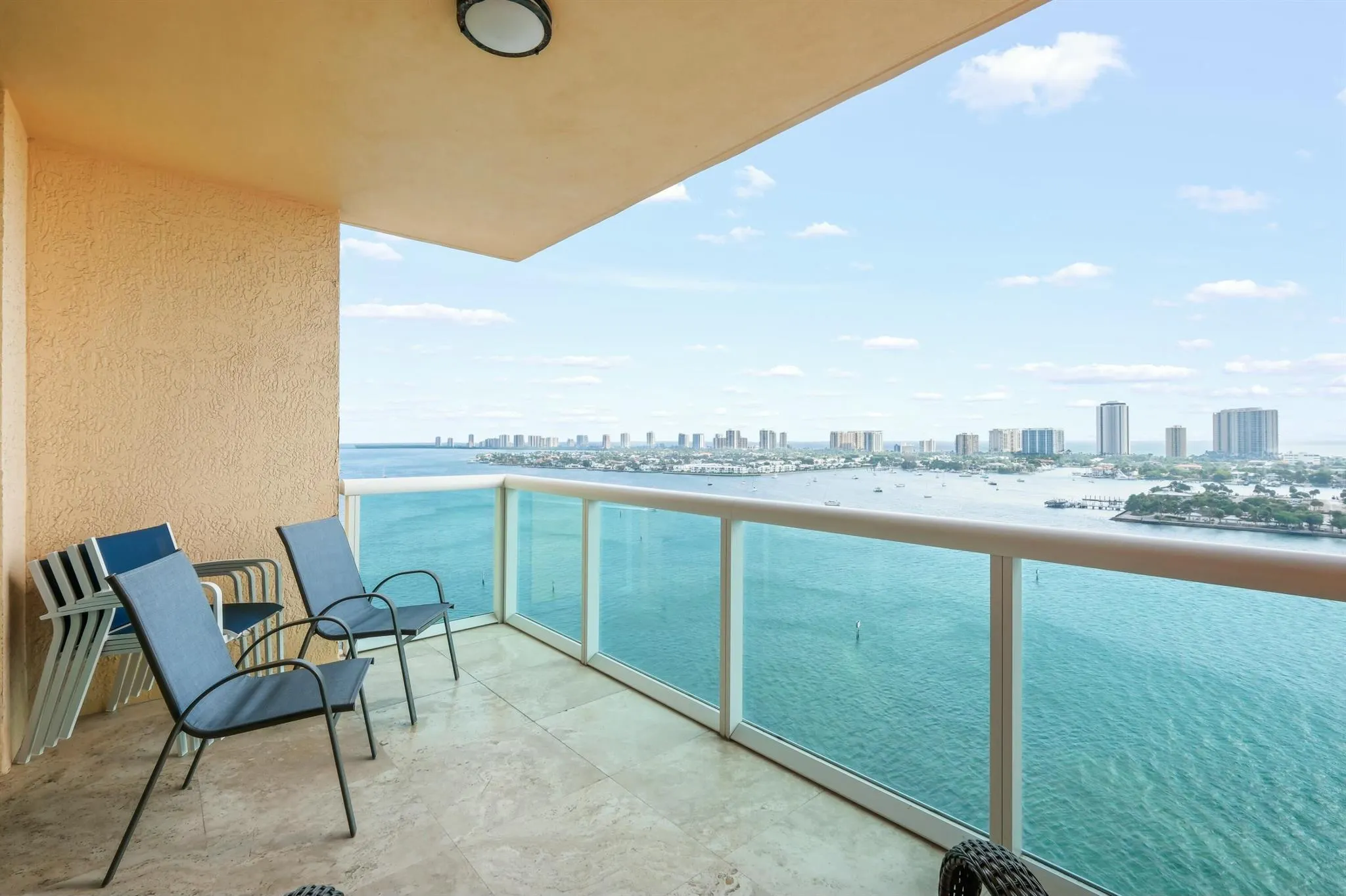 2640 Lake Shore Drive, #1710