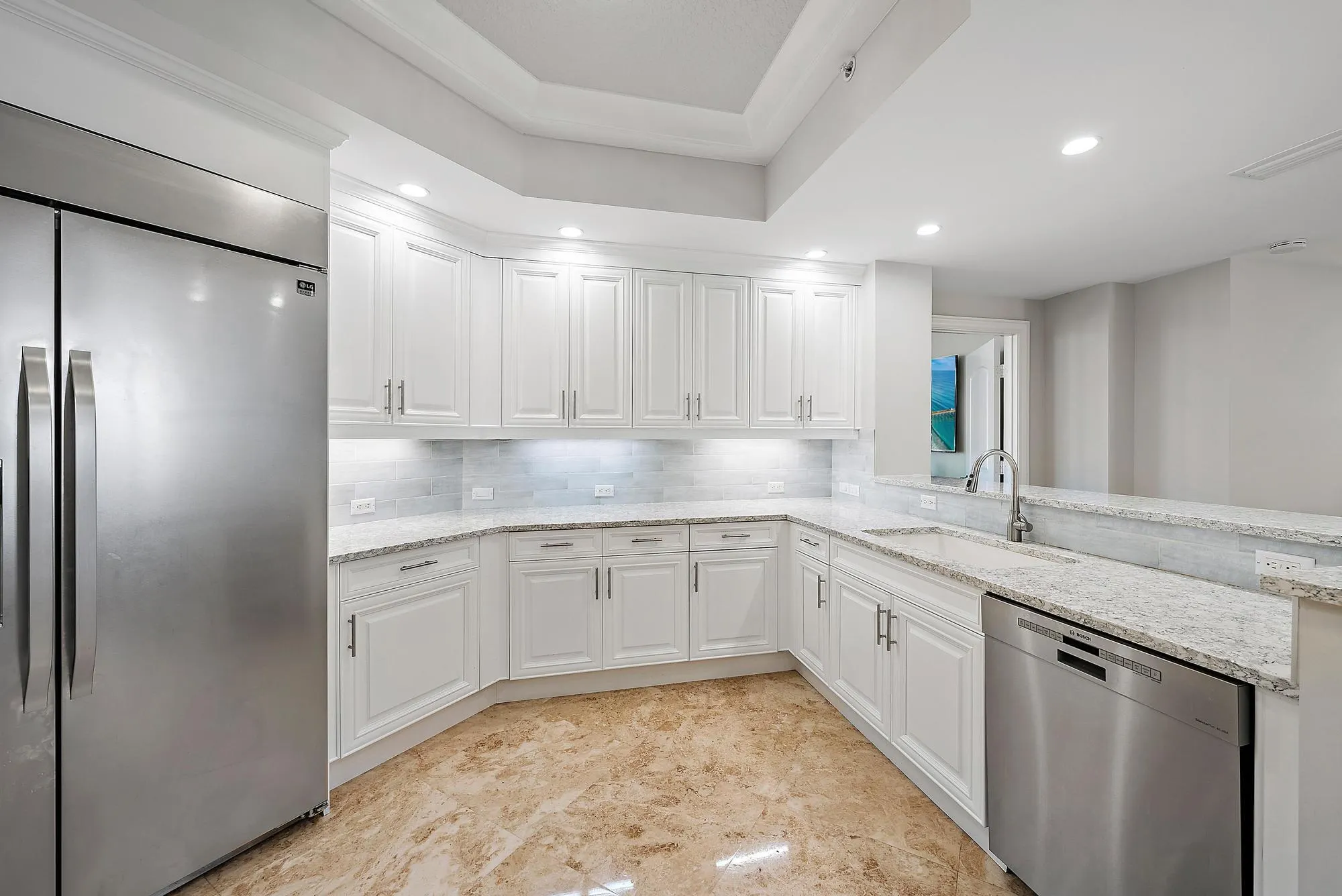 4600 N Ocean Drive, #402
