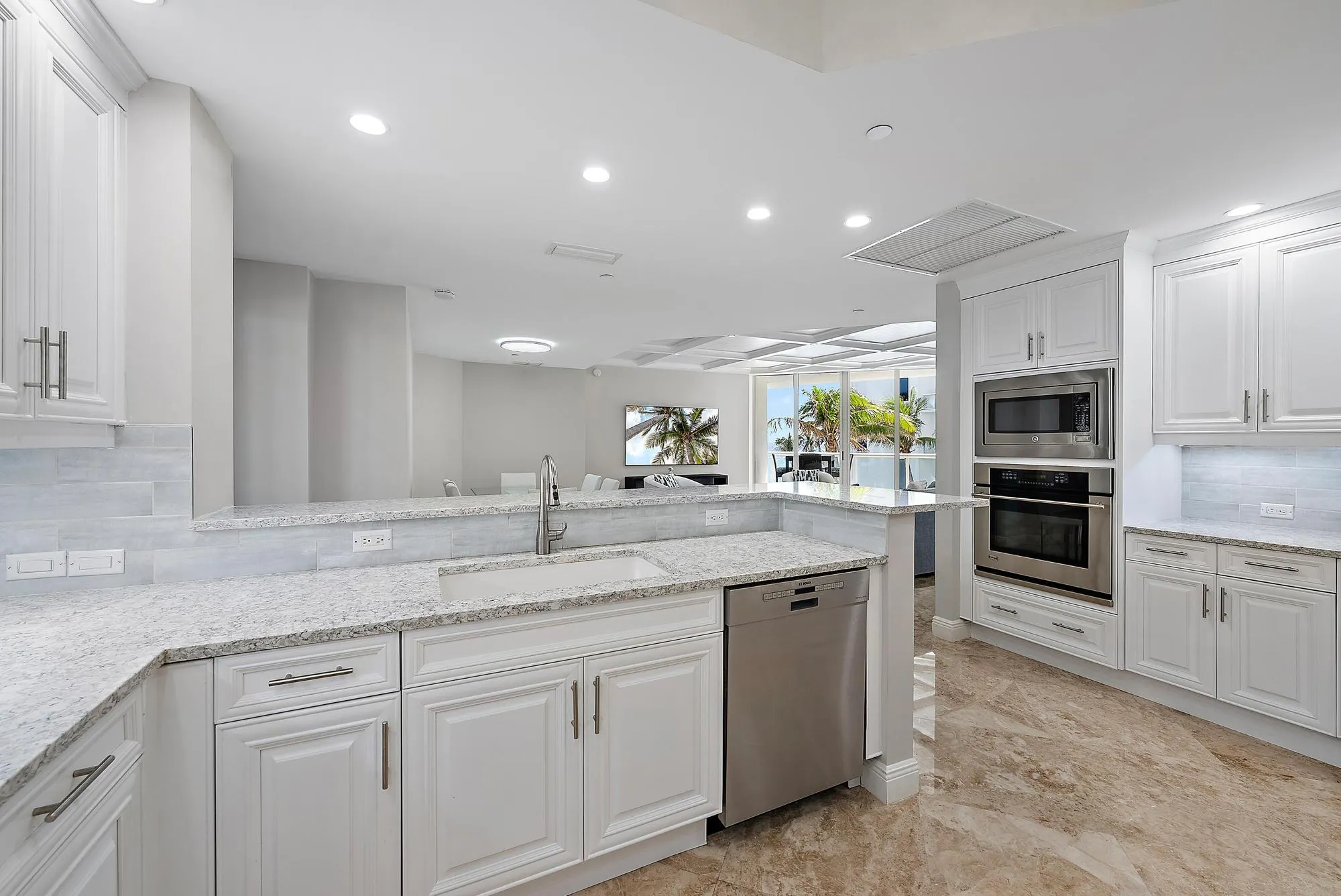 4600 N Ocean Drive, #402