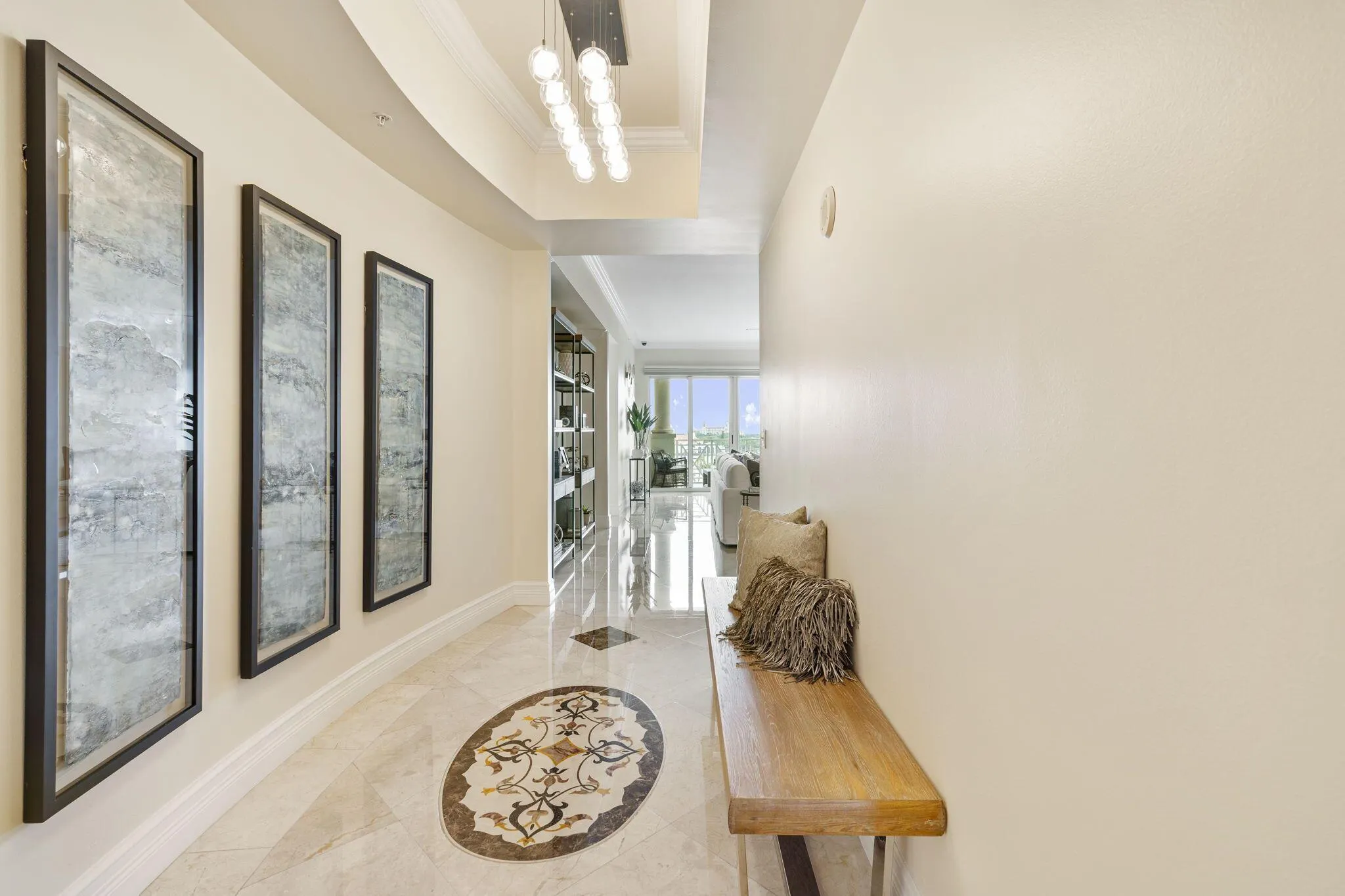 201 S Narcissus Avenue, #605