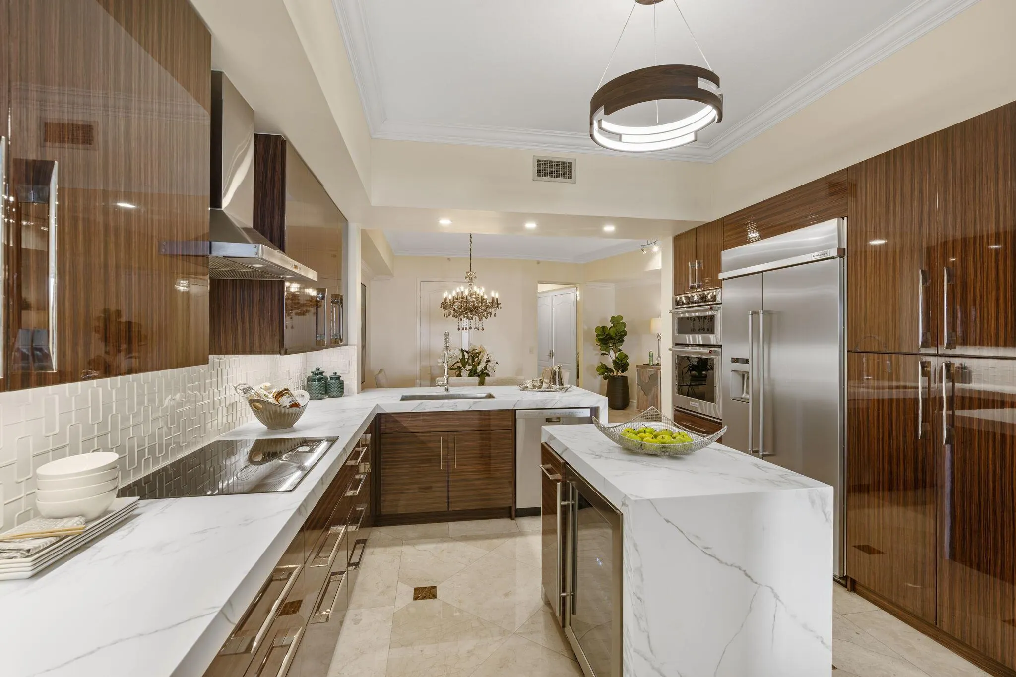 201 S Narcissus Avenue, #605