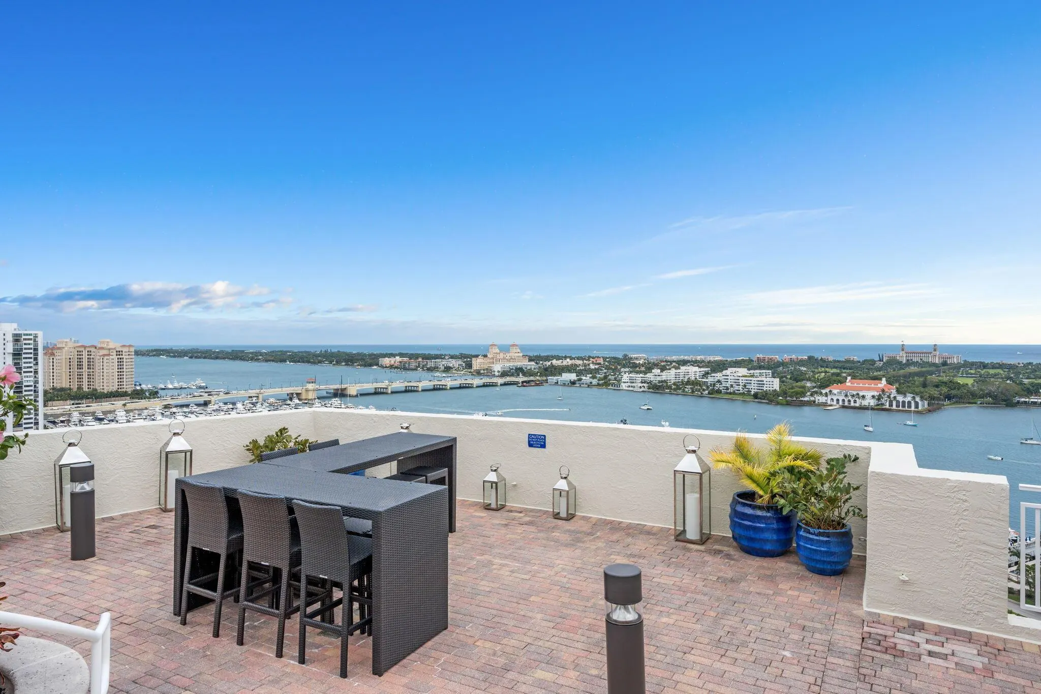 201 S Narcissus Avenue, #605