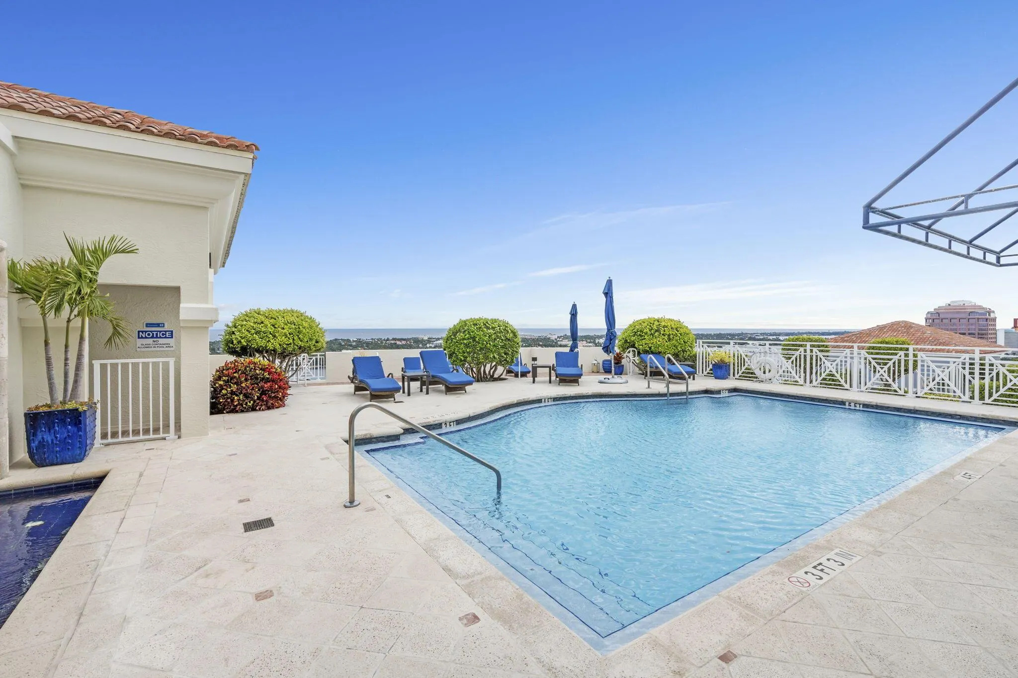 201 S Narcissus Avenue, #605