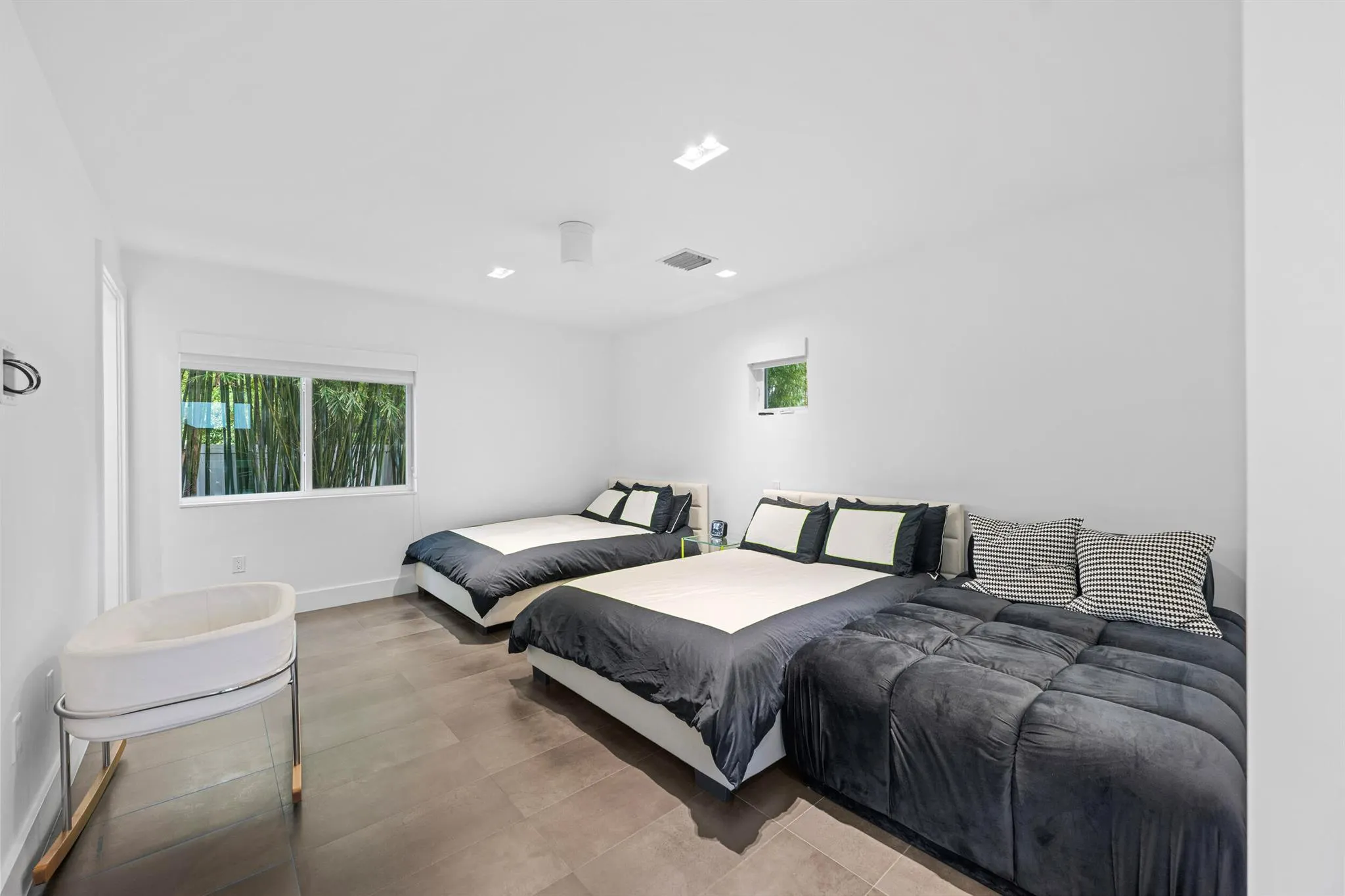 7047 San Sebastian Circle
