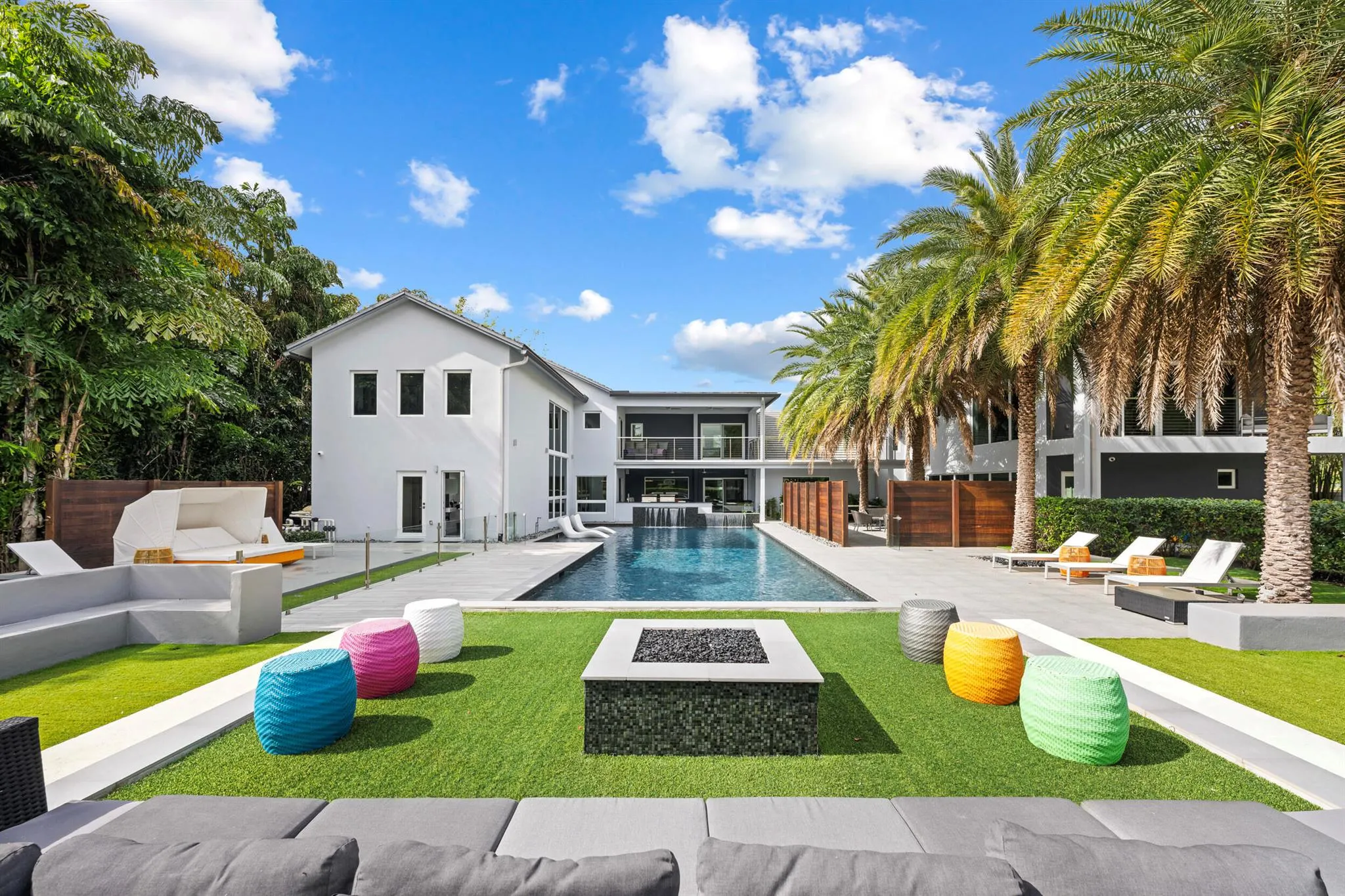 7047 San Sebastian Circle