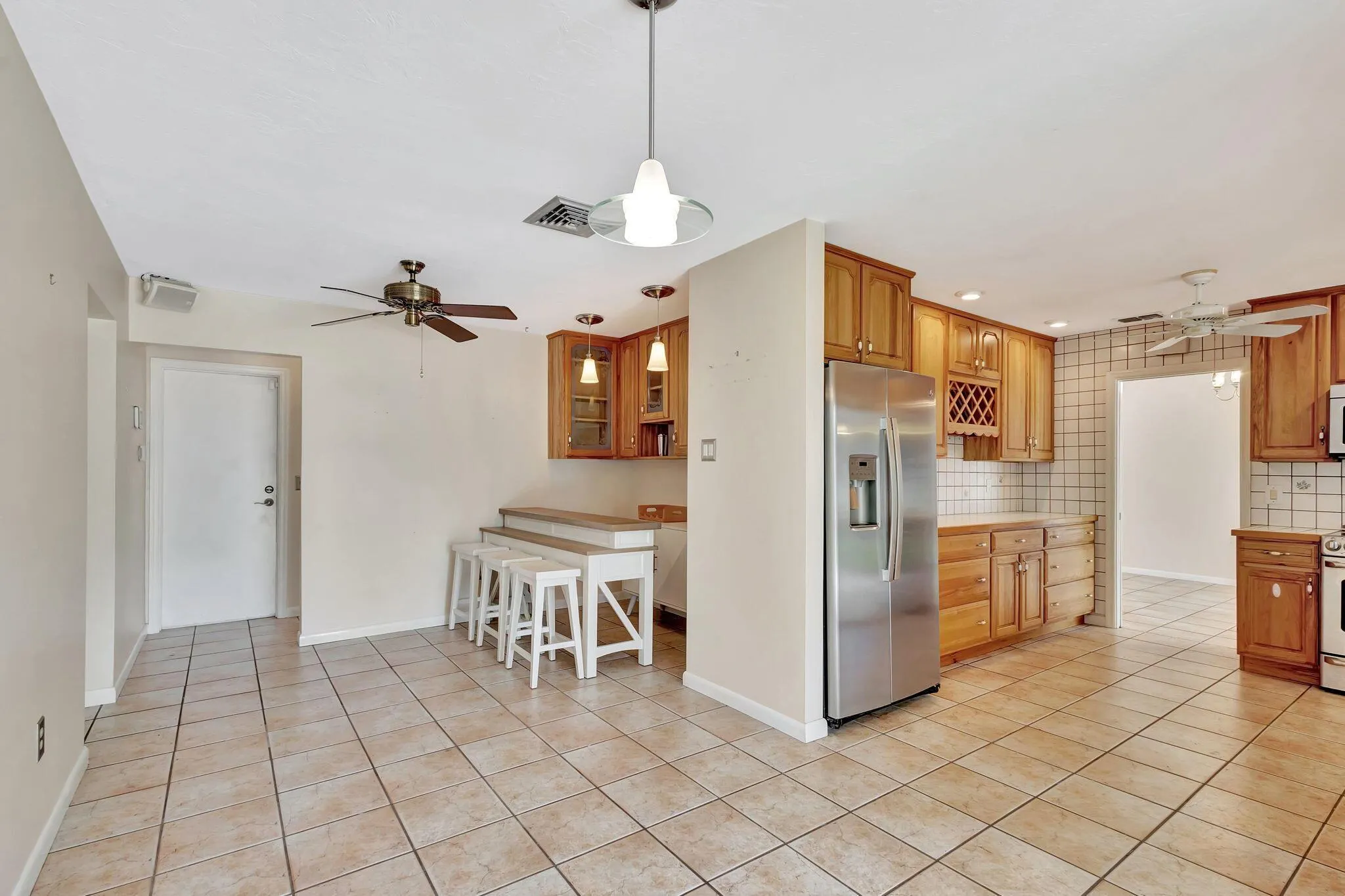 8111 W Lake Drive