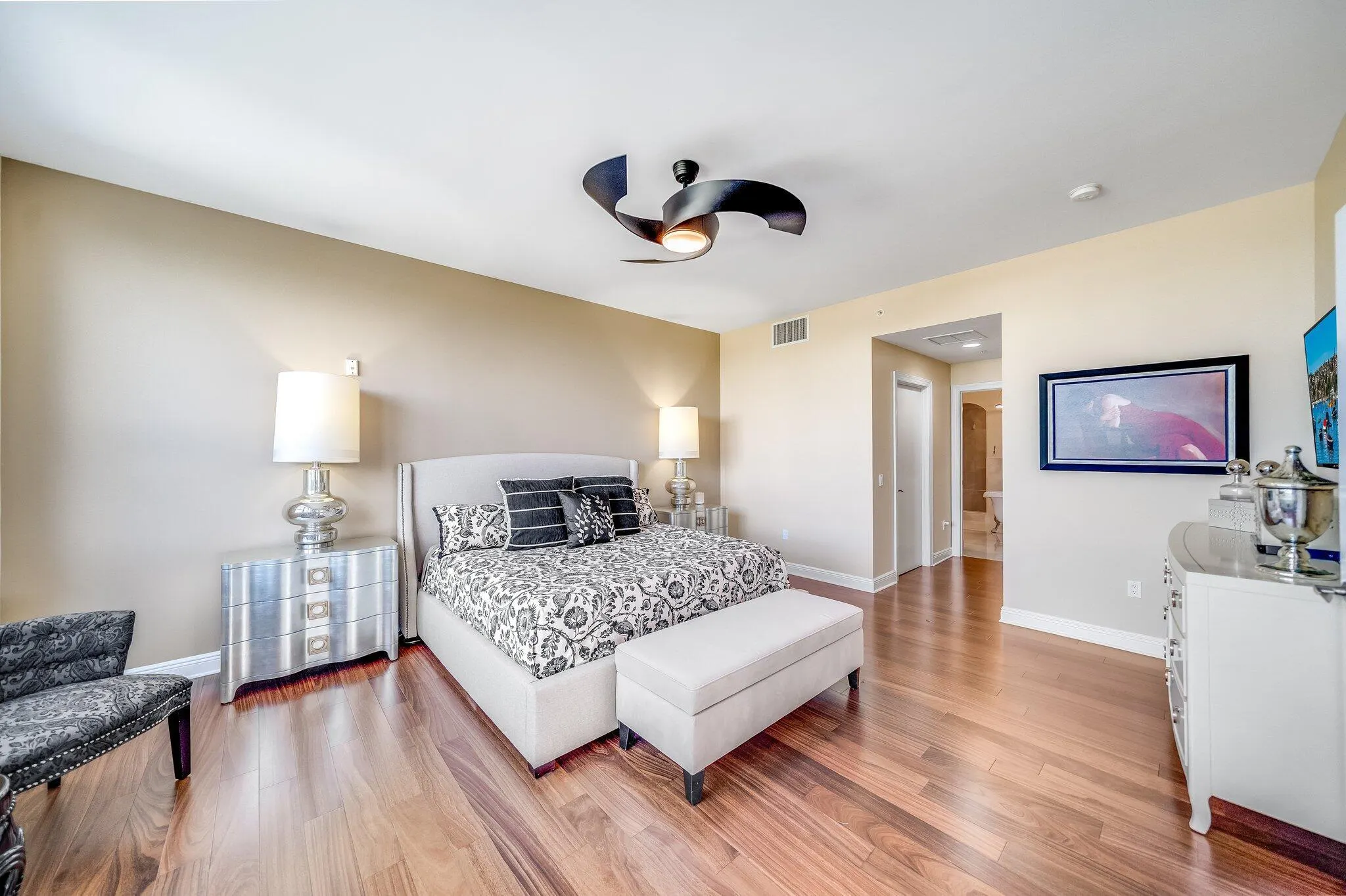 701 SE 21st Avenue, #301