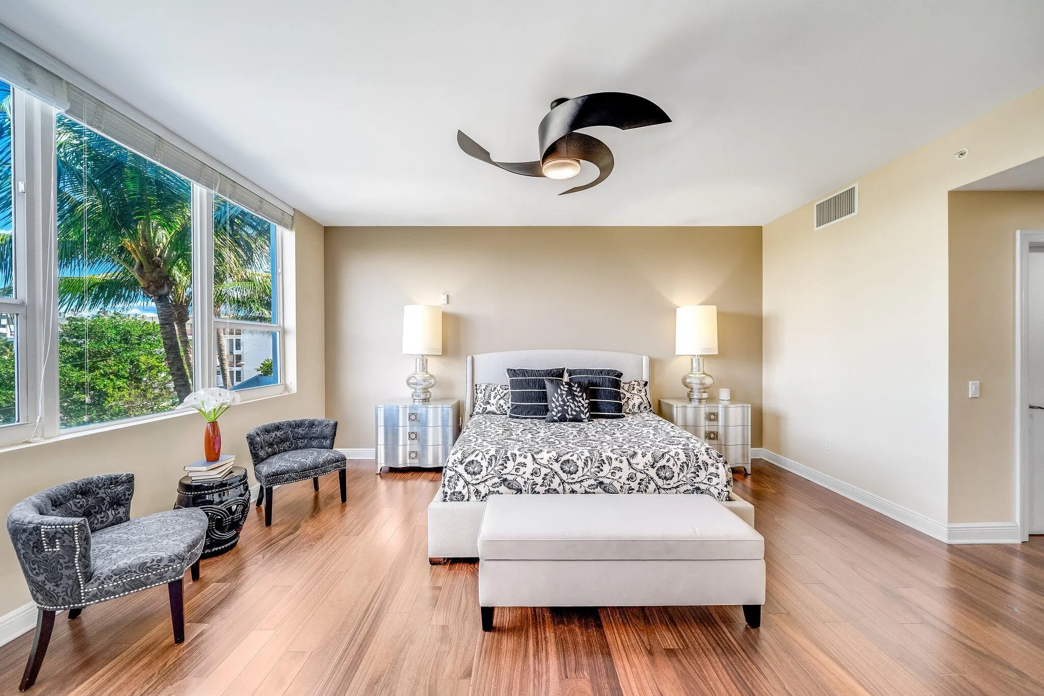 701 SE 21st Avenue, #301
