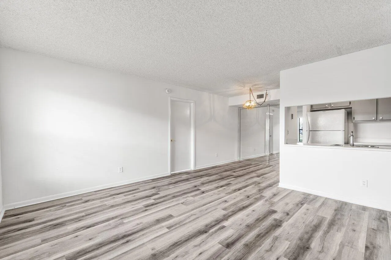 10029 Winding Lake Road, #101