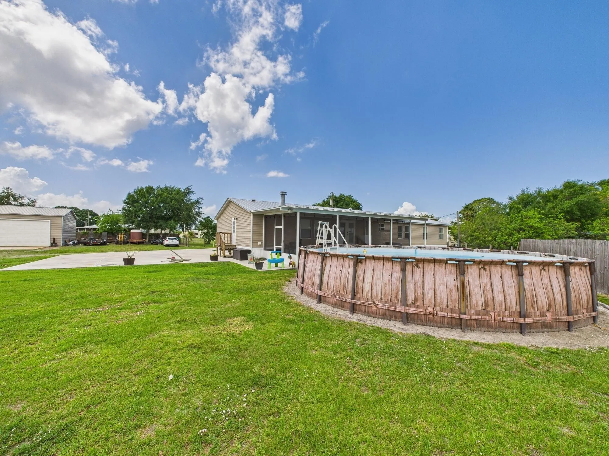 2452 SE 21st Terrace