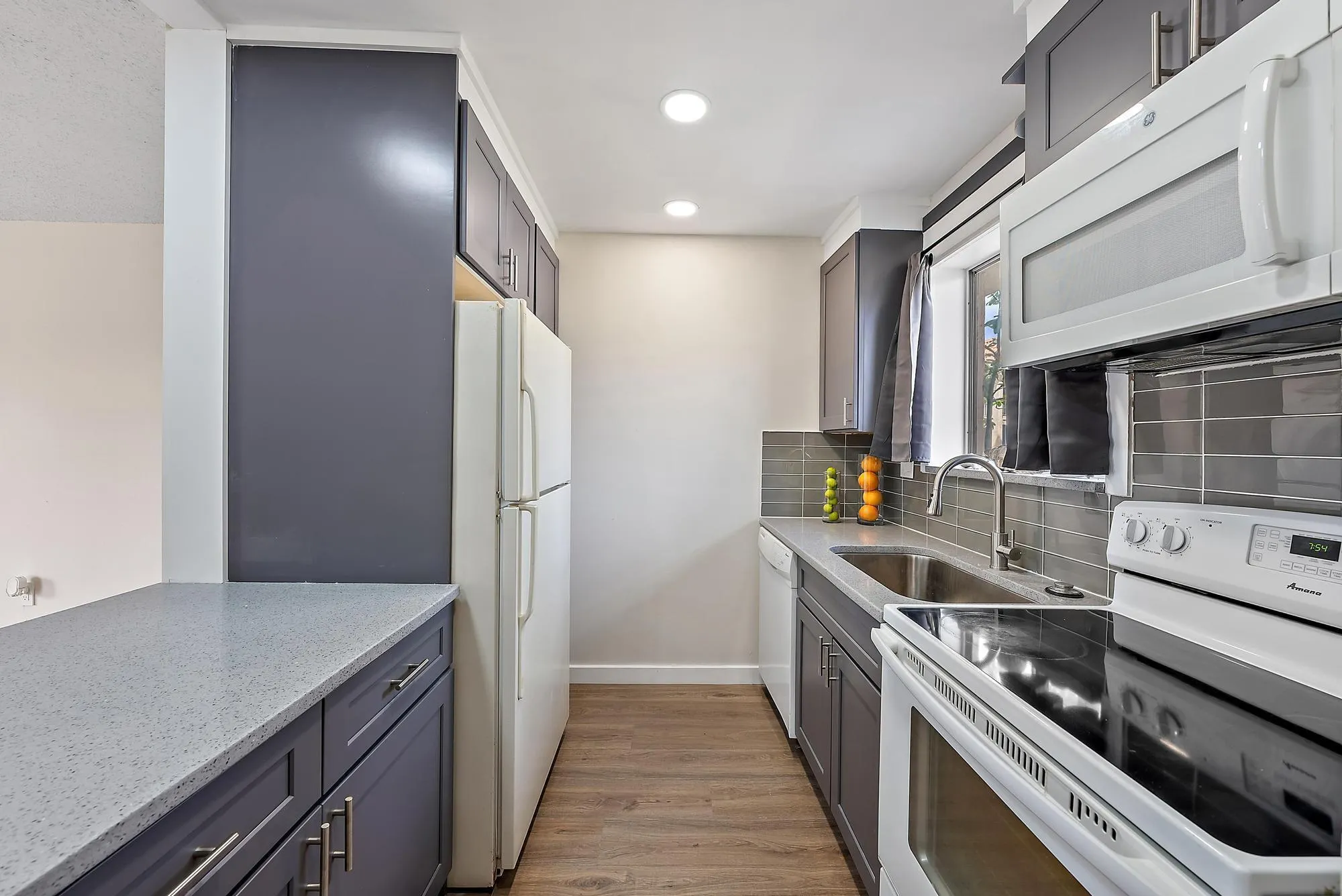 6120 NE Forest Hill Boulevard, #103