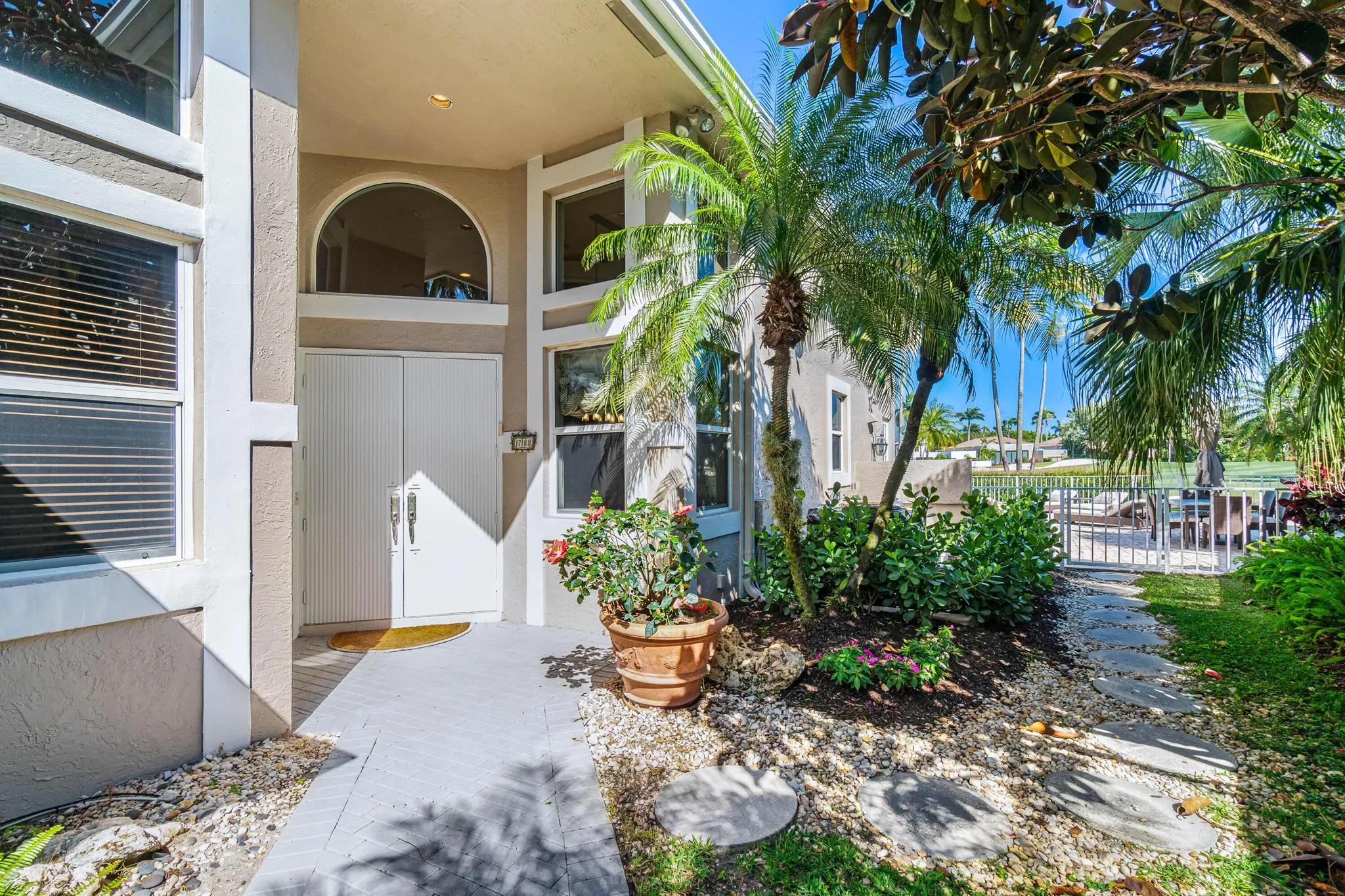 17168 Huntington Park Way