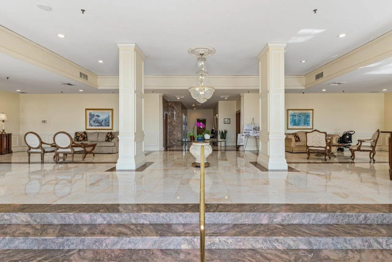 2917 S Ocean Boulevard, #104