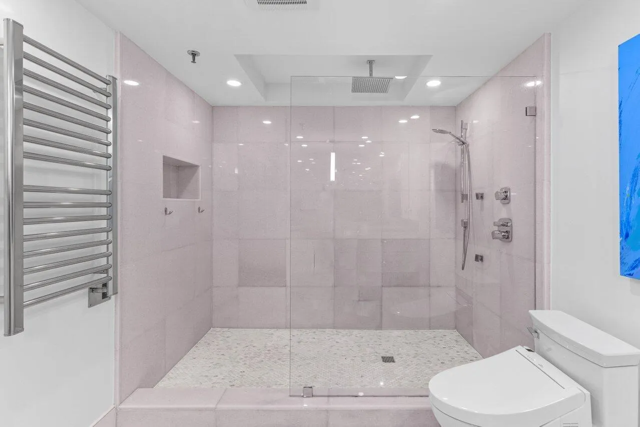2917 S Ocean Boulevard, #104