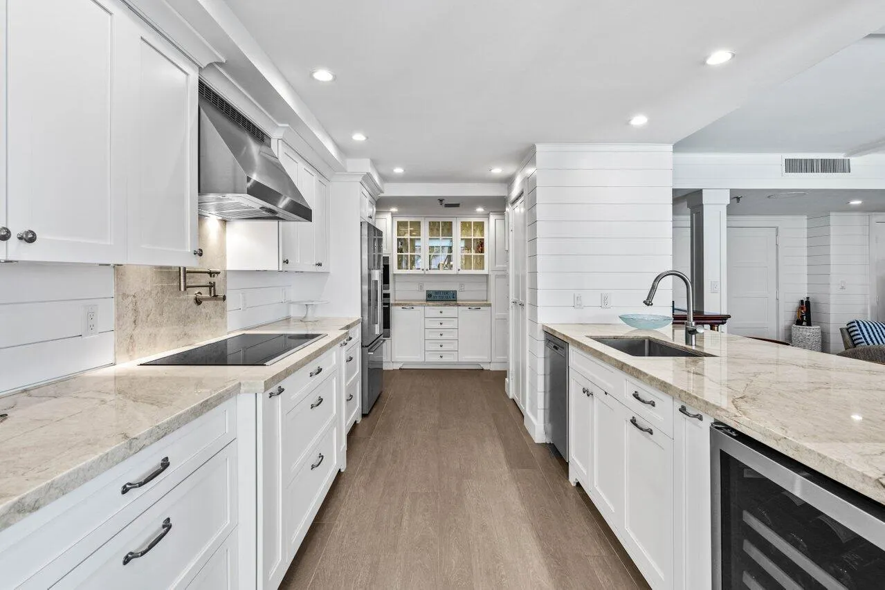 2917 S Ocean Boulevard, #104