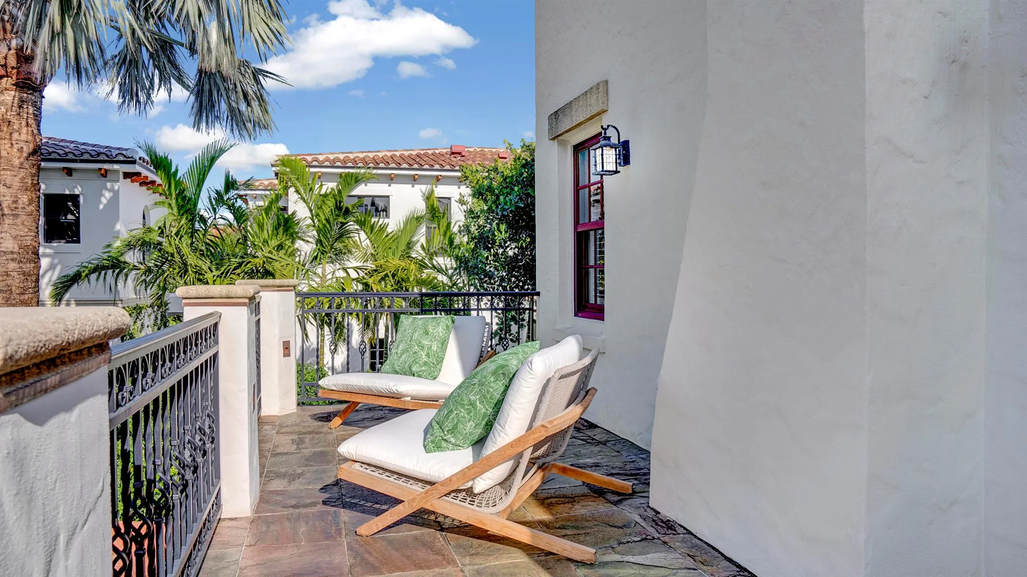 225 Pershing Way
