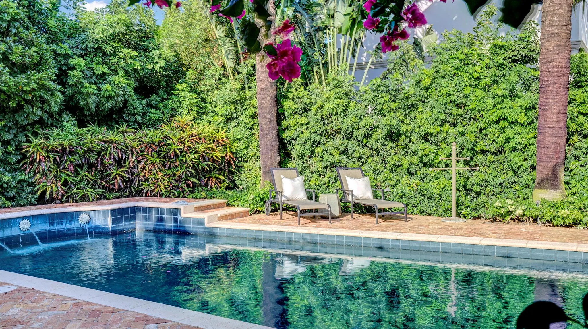 225 Pershing Way